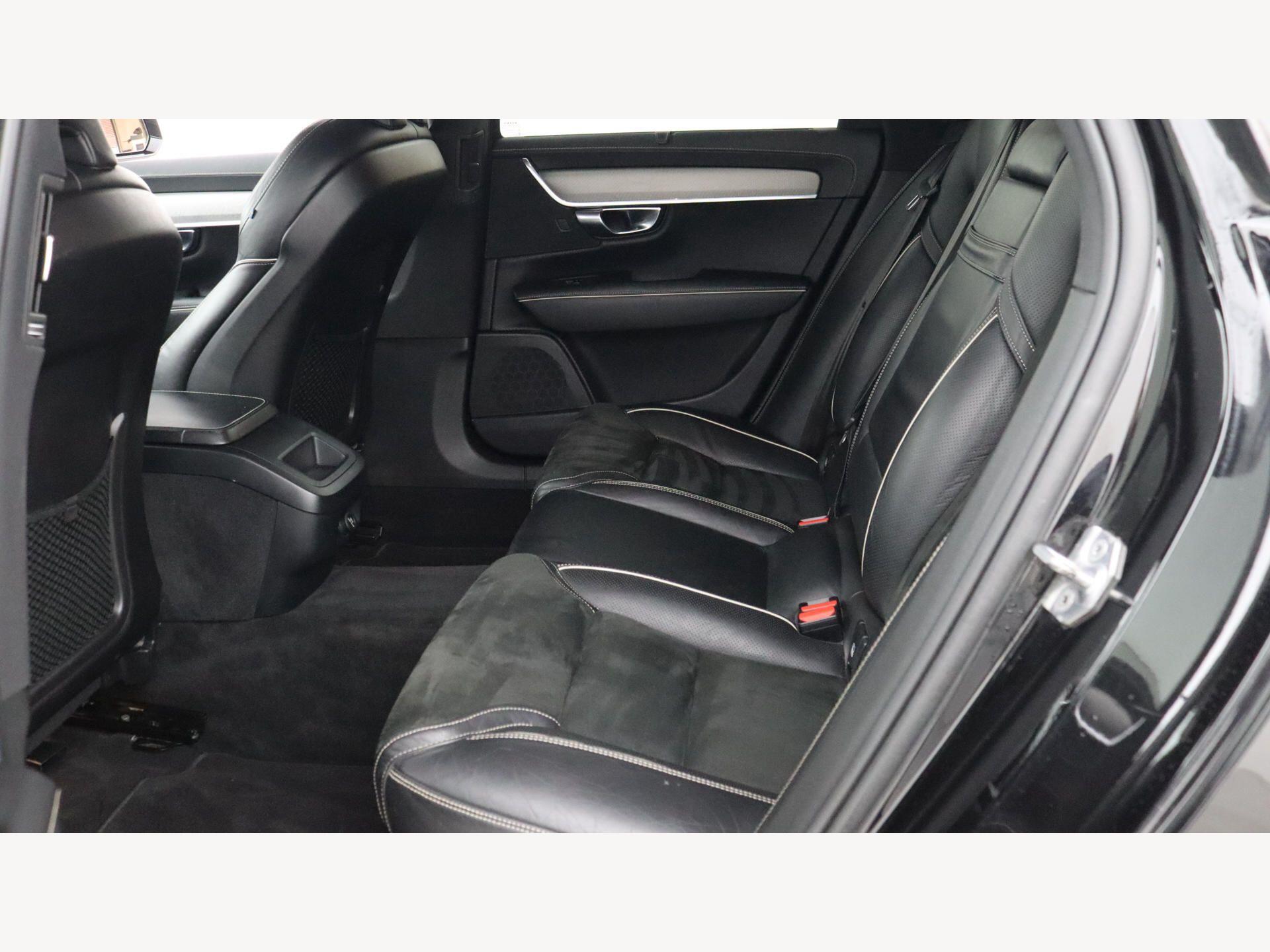 Volvo V90 view 31