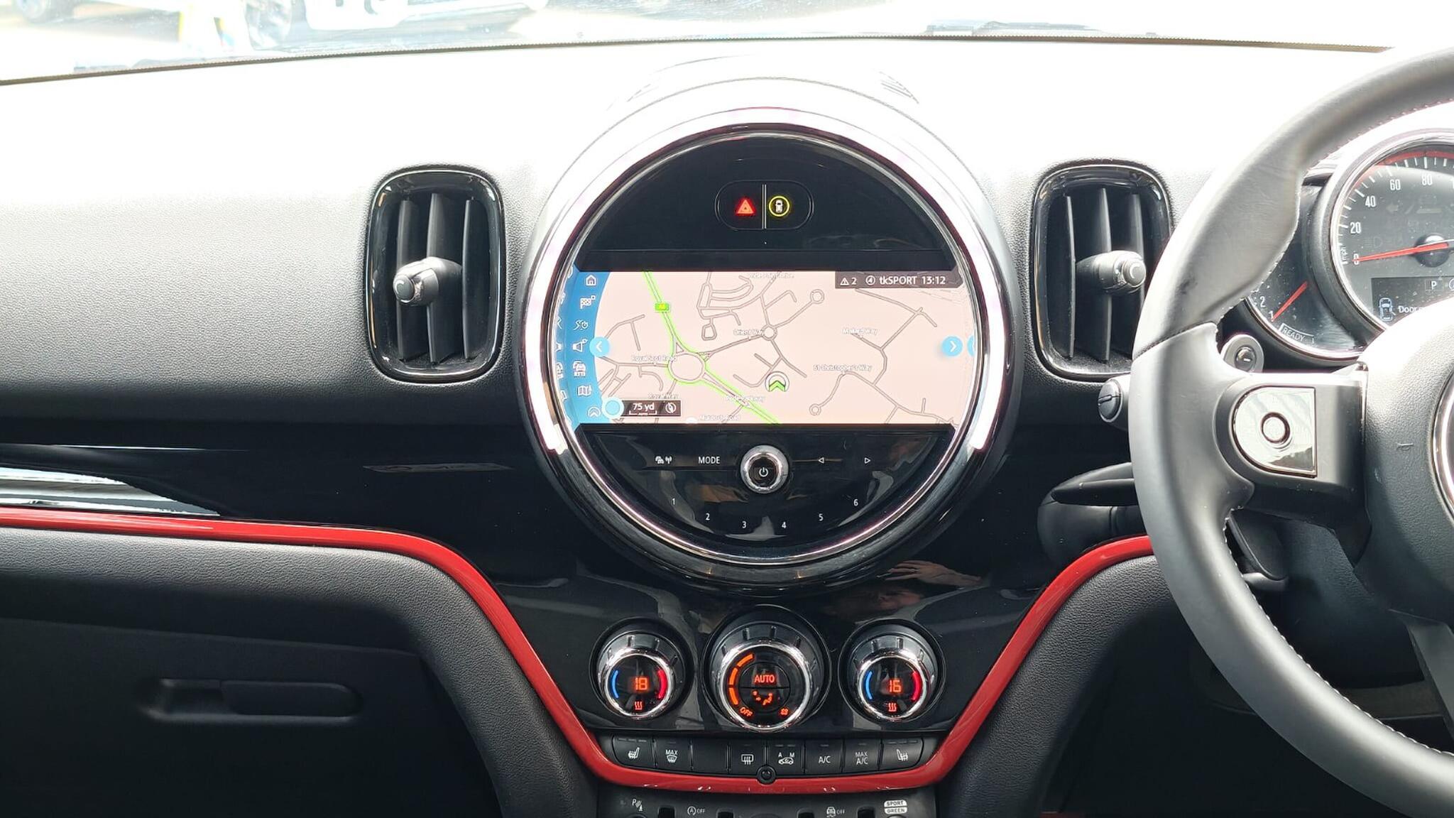 Mini Countryman view 15