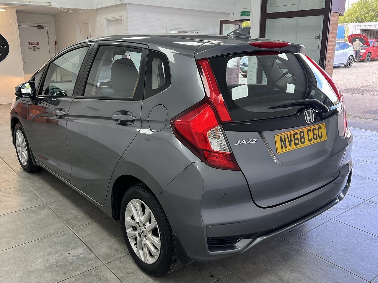 Honda Jazz view 5