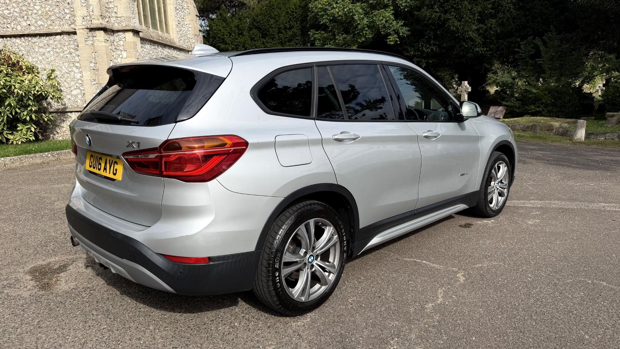 BMW X1 view 22