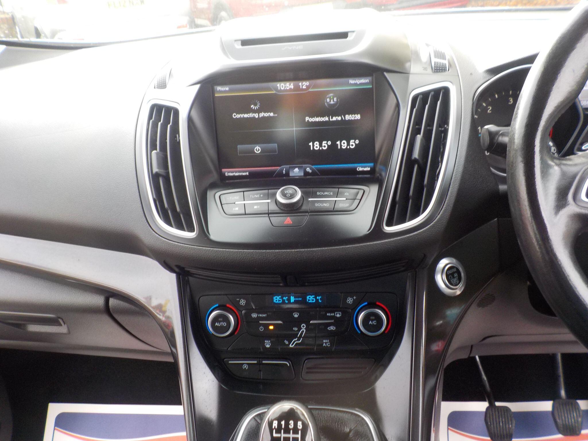 Ford Grand C-Max 1.5 TDCi Titanium Euro 6 (s/s) 5dr