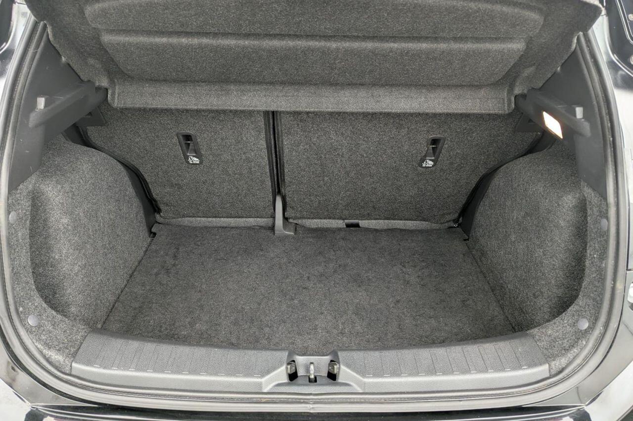 Nissan Micra view 21