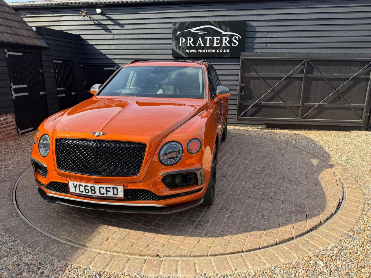 Bentley Bentayga view 51