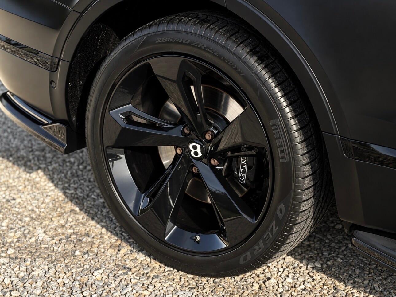 Bentley Bentayga view 99