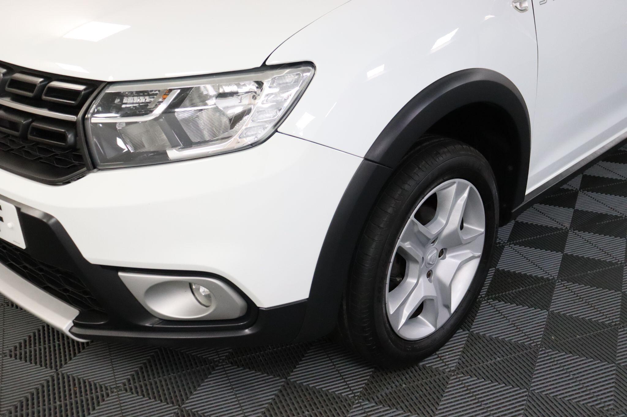 Dacia Sandero Stepway view 31