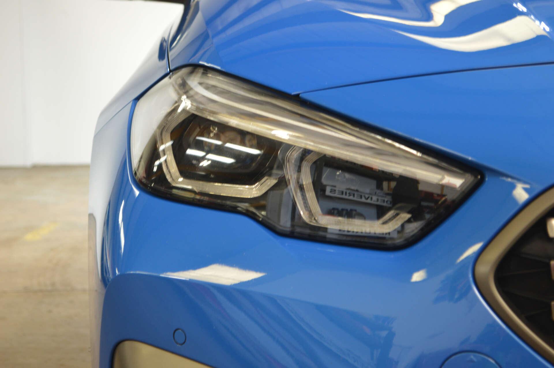 BMW 2 Series view 32