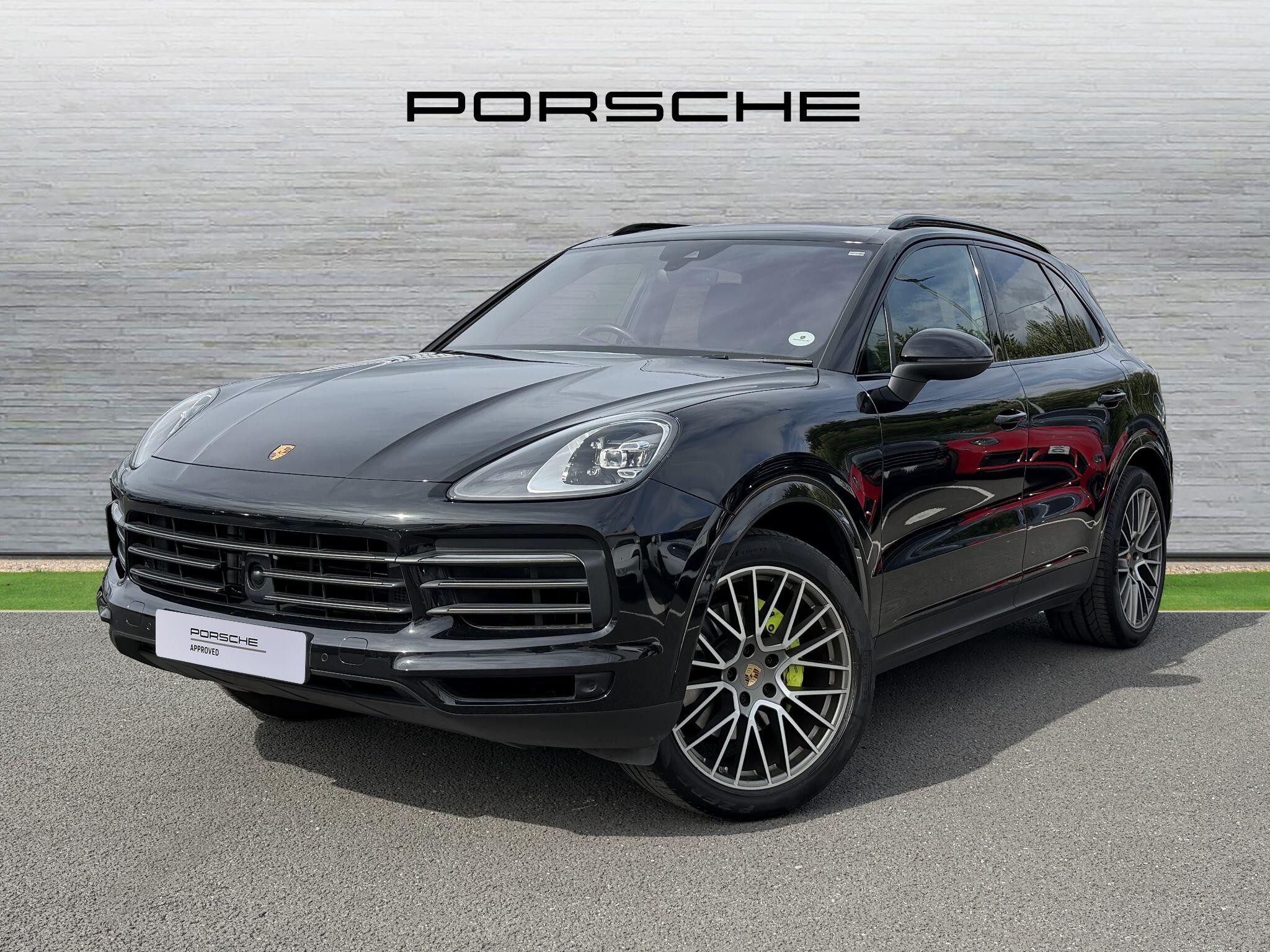 Porsche Cayenne view 34