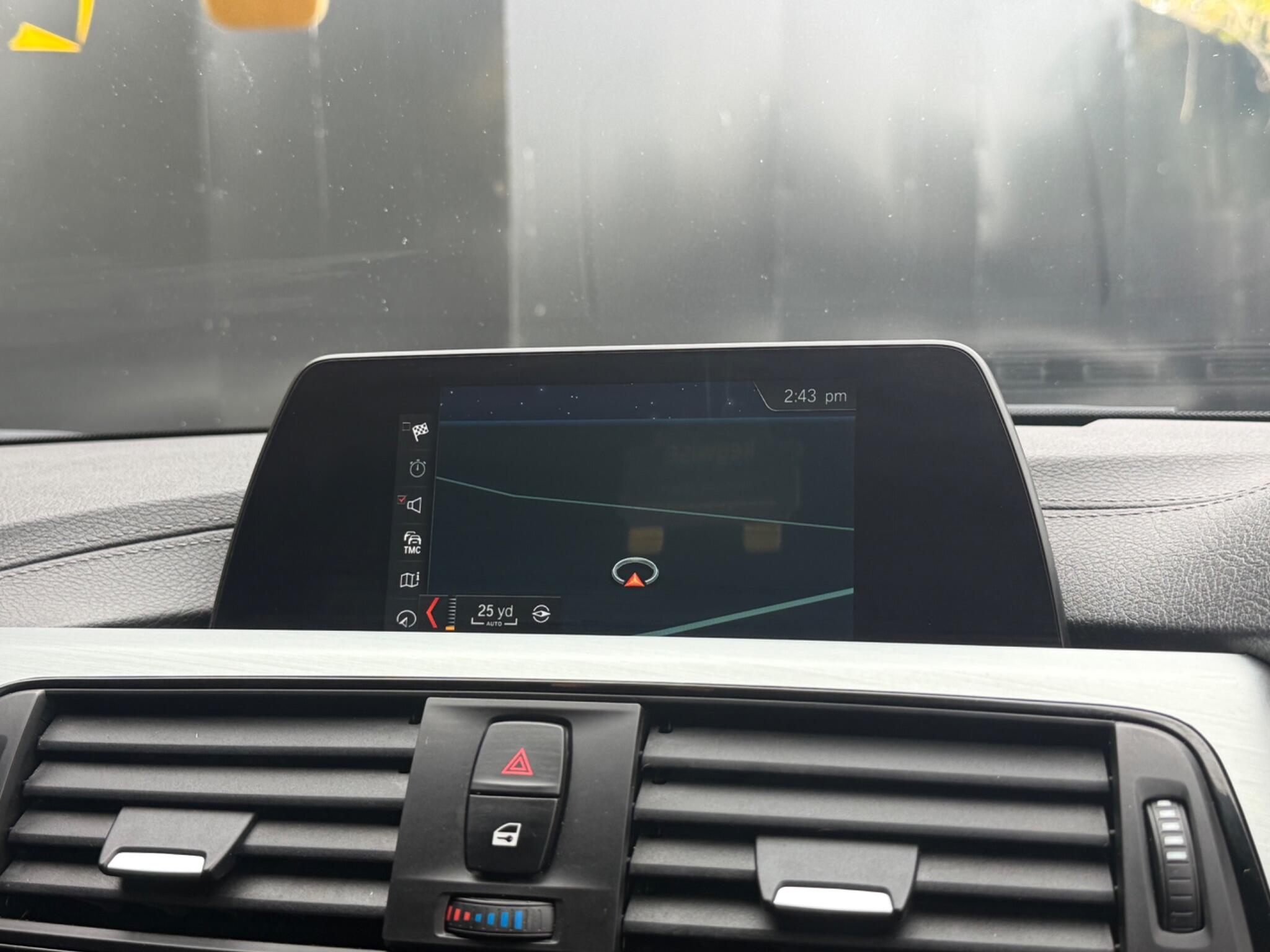 BMW 3 Series view 32