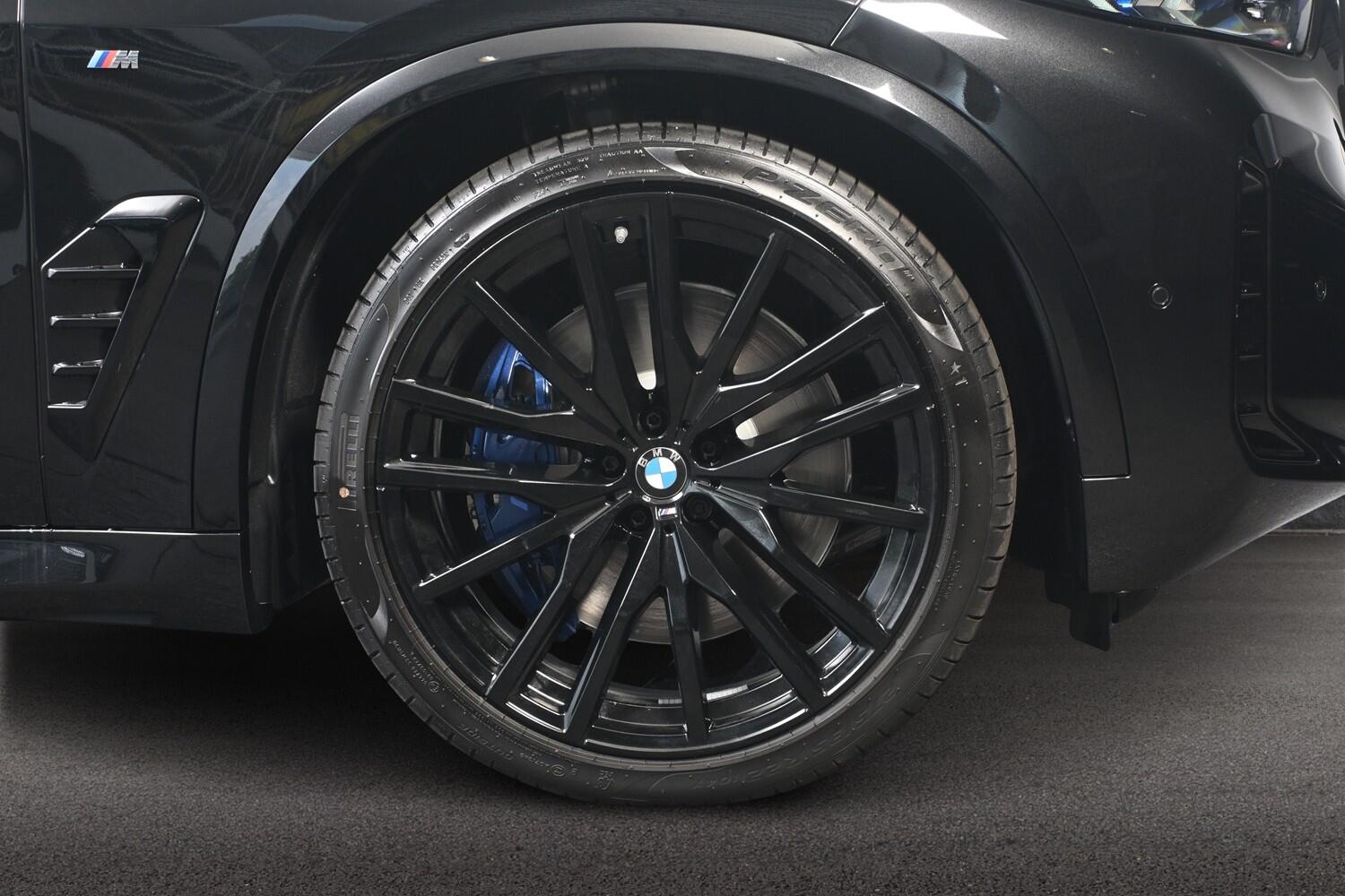 BMW X5 view 14