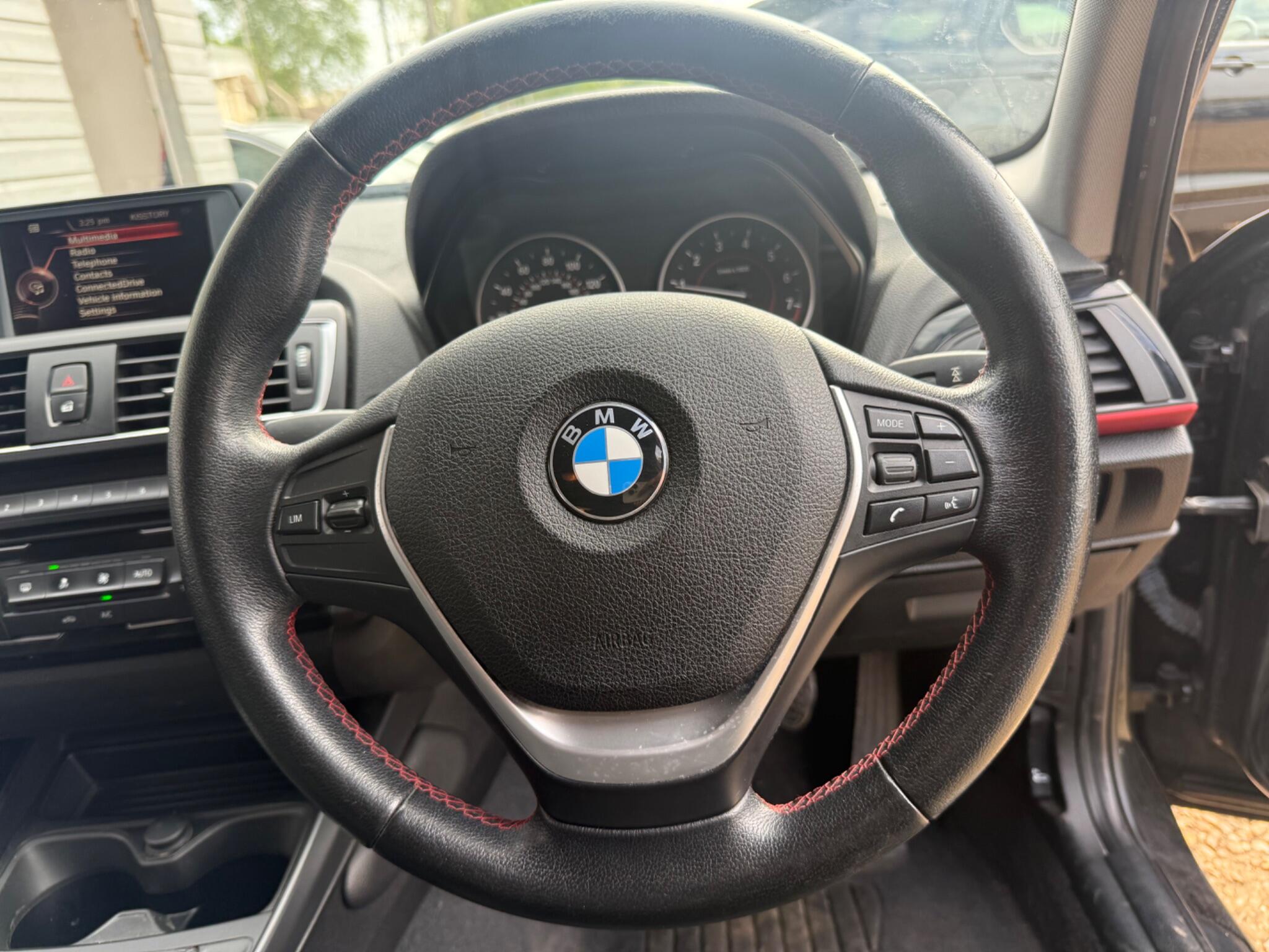 BMW 1 Series view 31