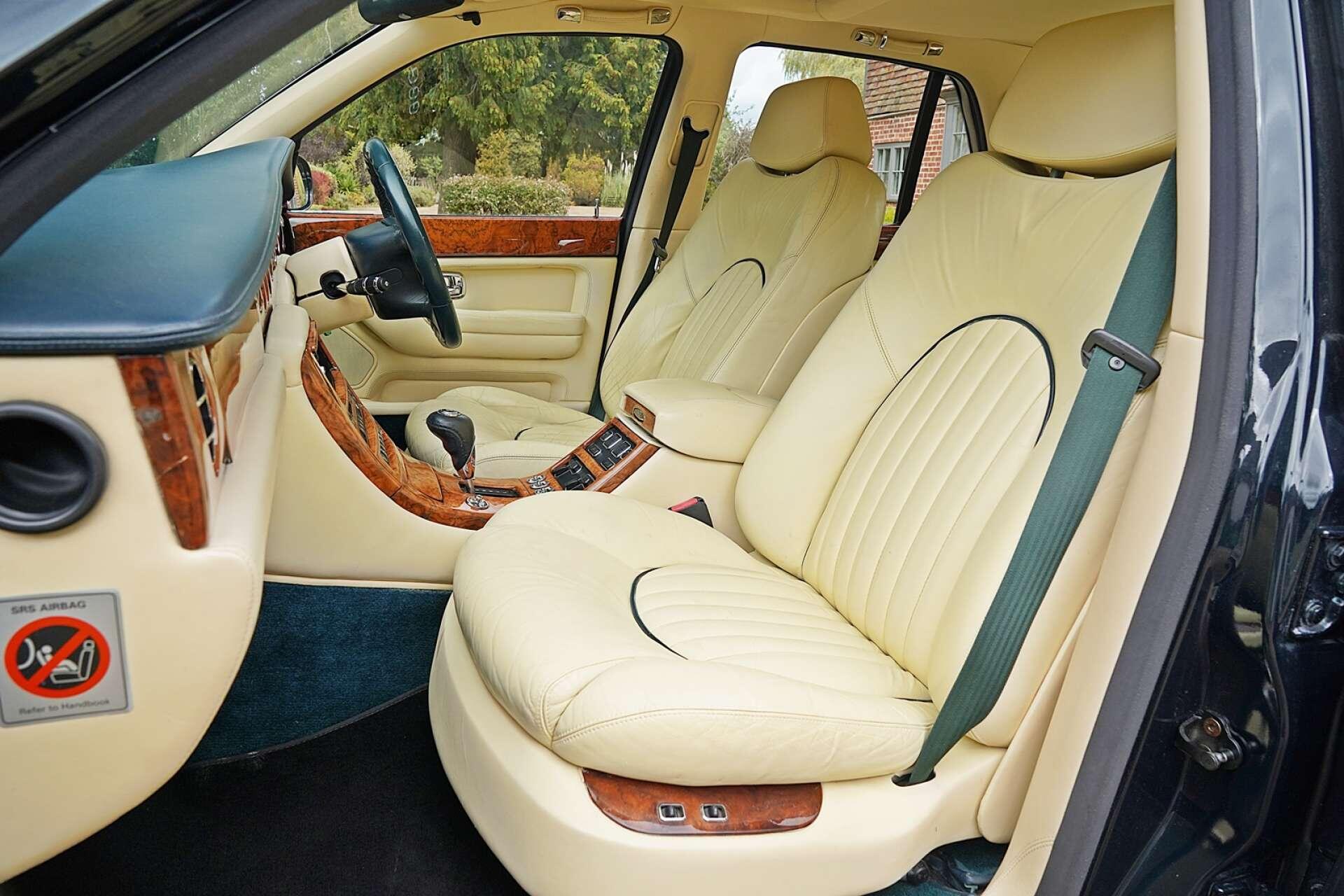 Bentley Arnage view 10