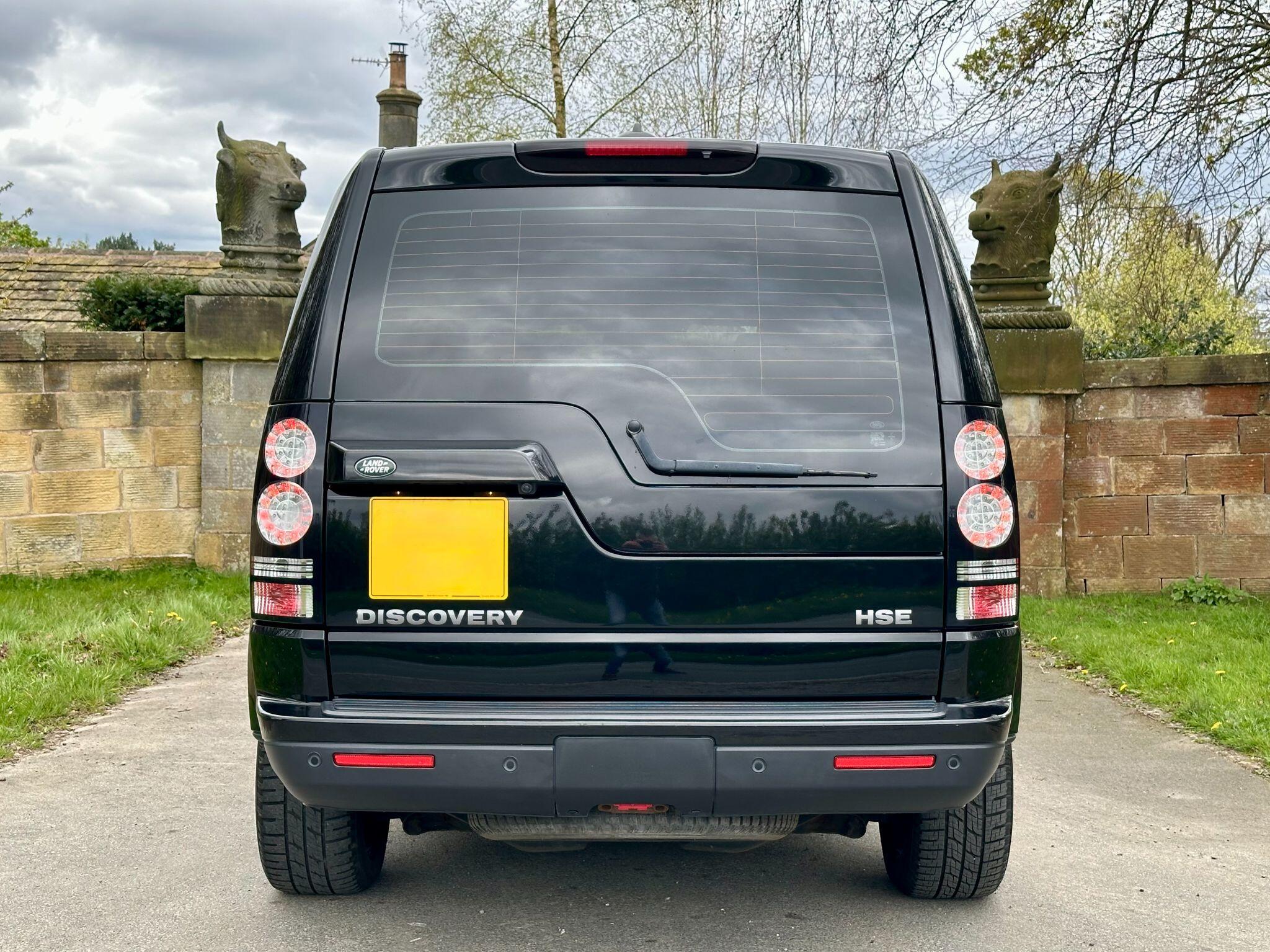 Land Rover Discovery view 5