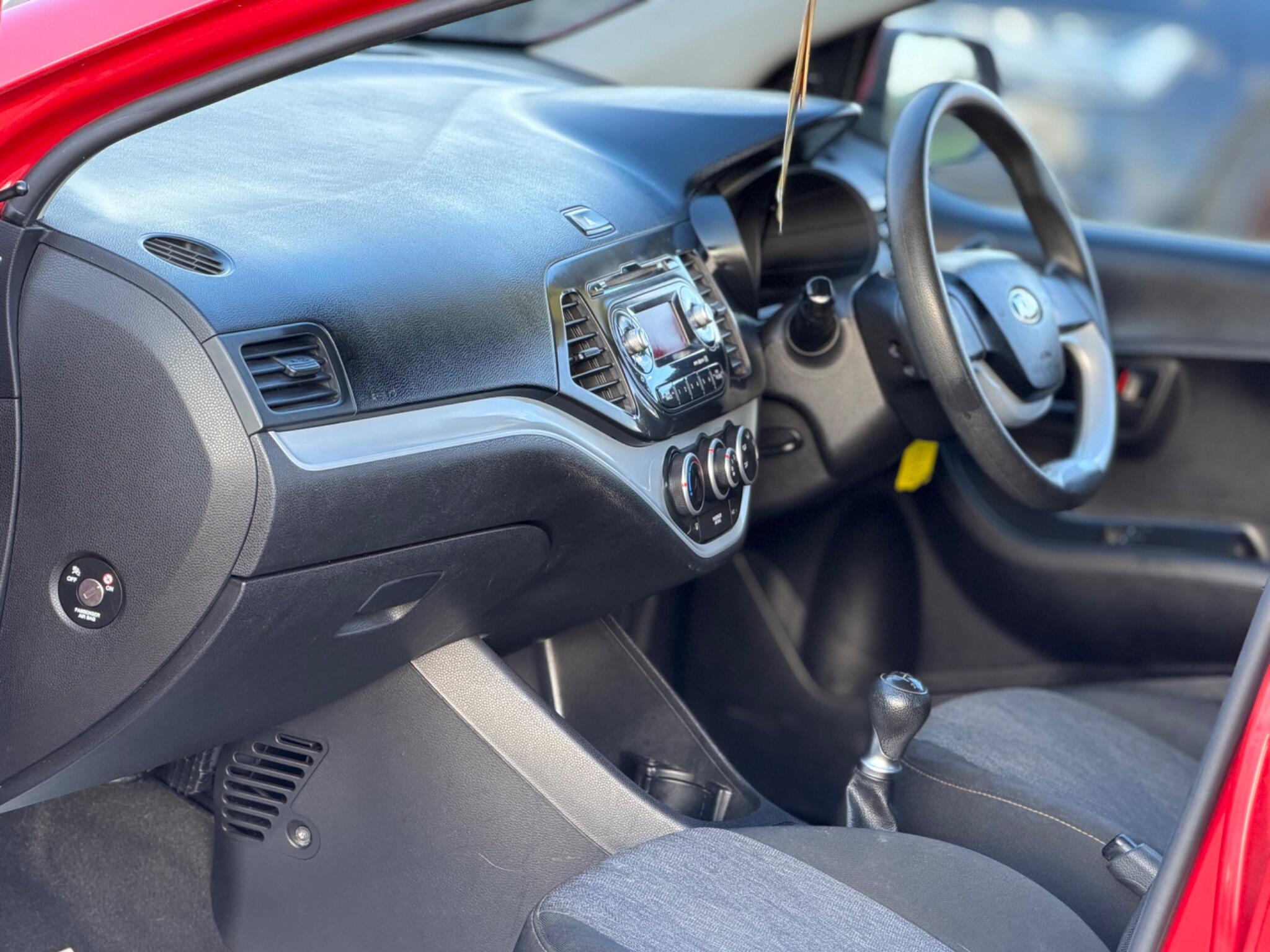 2013 Kia Picanto 1.0 1 Air Euro 5 5dr image 14