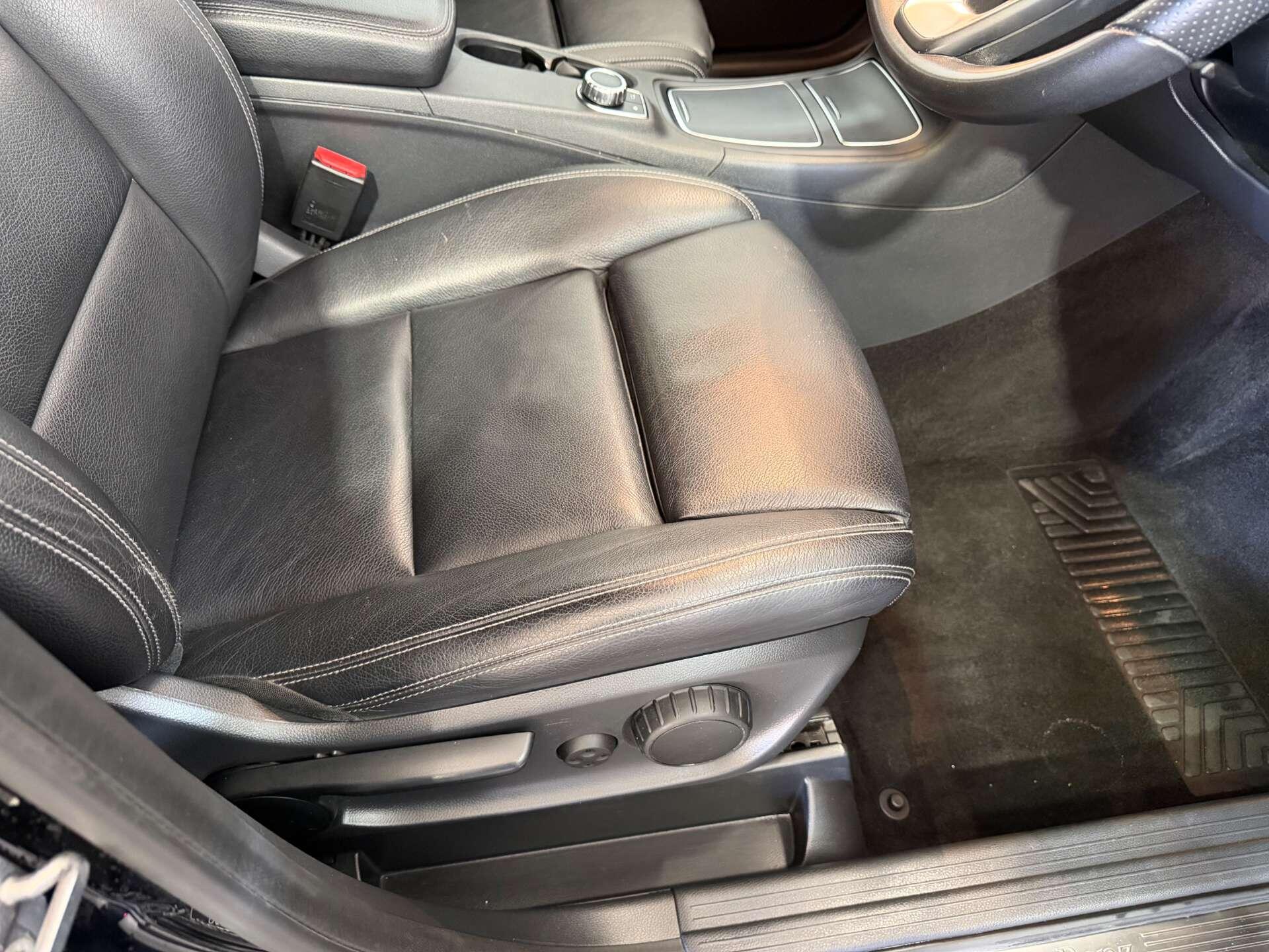 Mercedes-Benz B-Class view 16