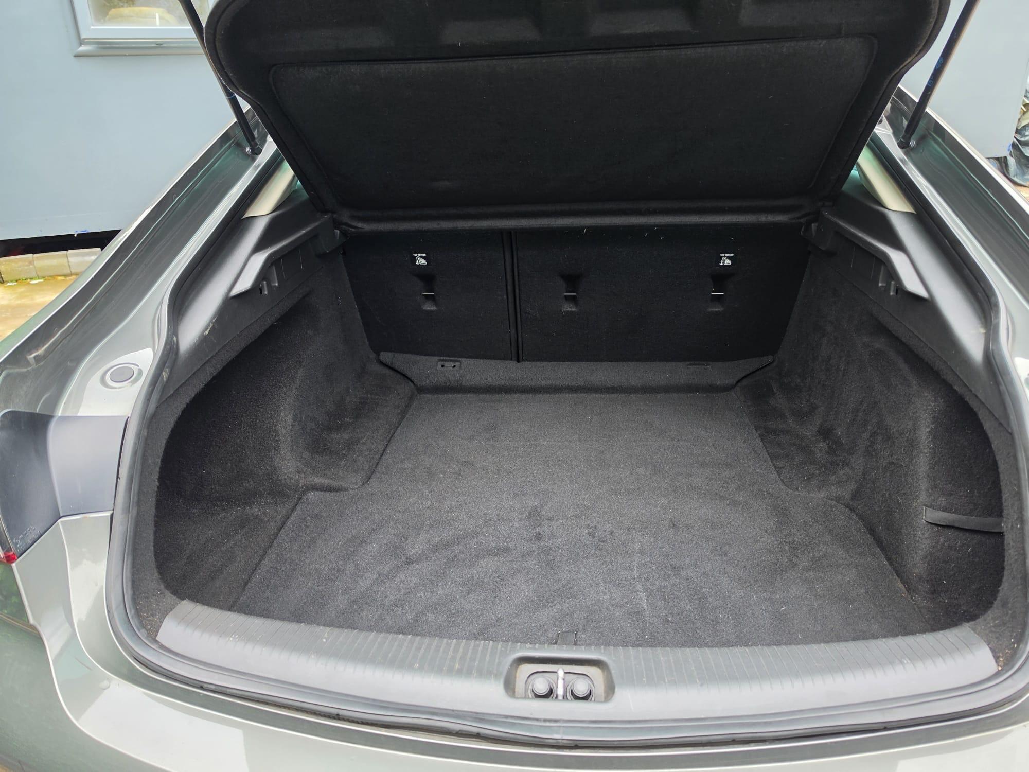 Vauxhall Insignia view 9
