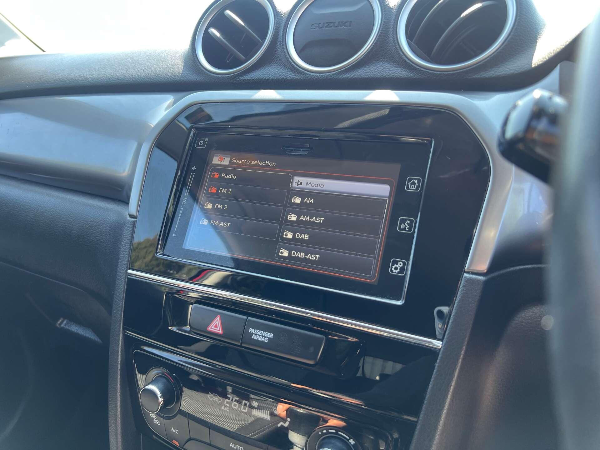 Suzuki Vitara view 25