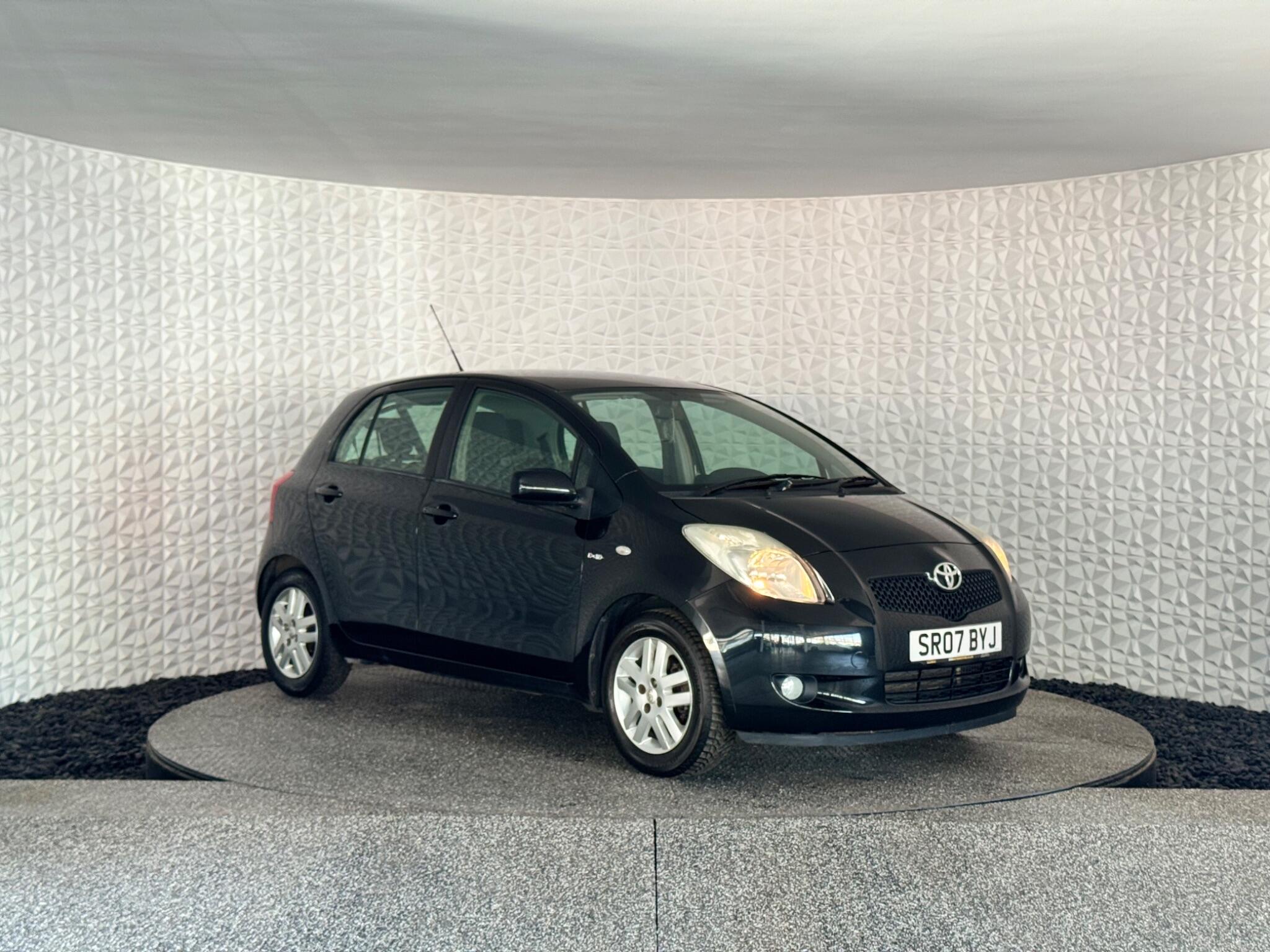 Toyota Yaris view 6
