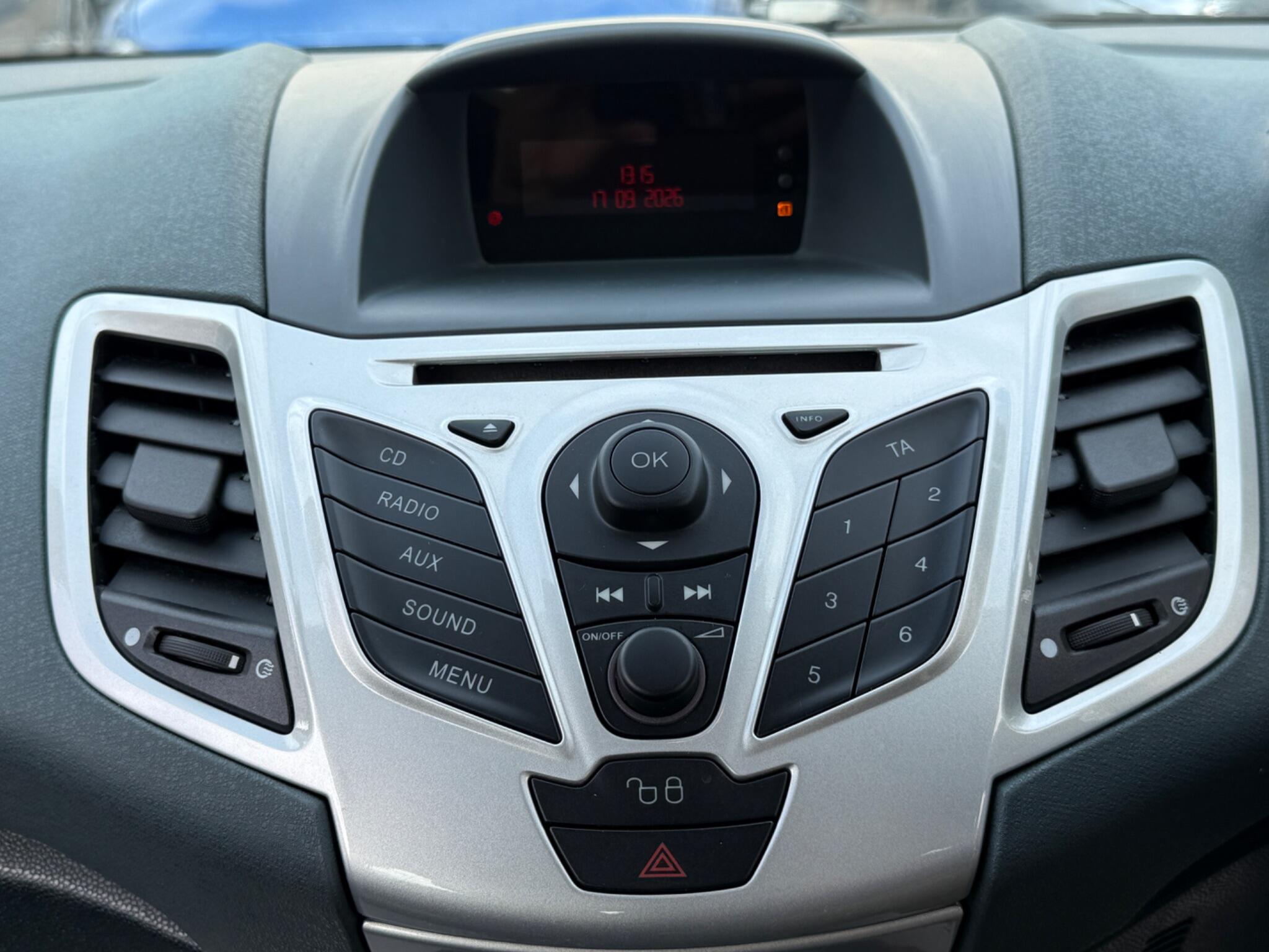 Ford Fiesta - Image 58