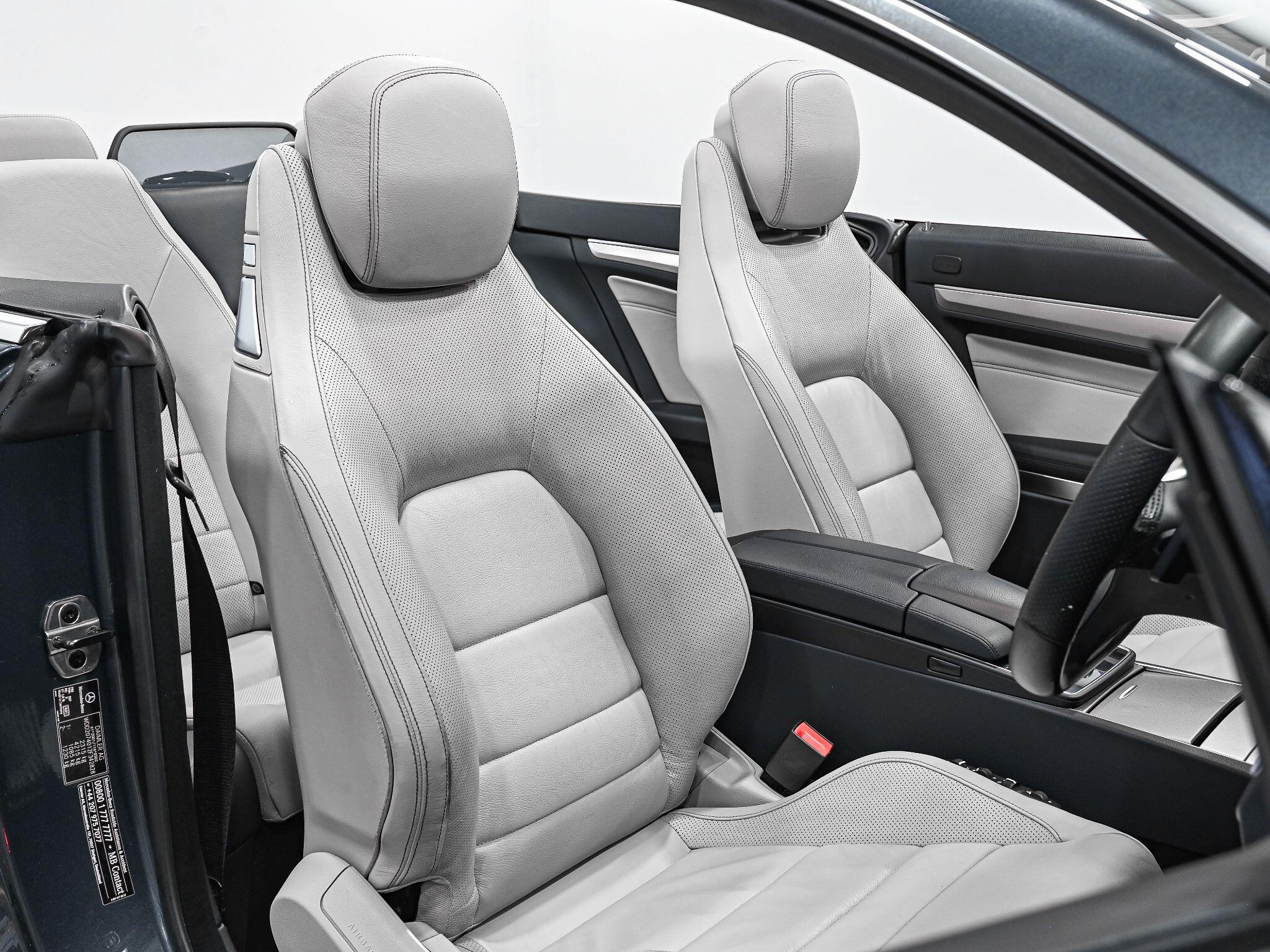 Mercedes-Benz E-Class view 3