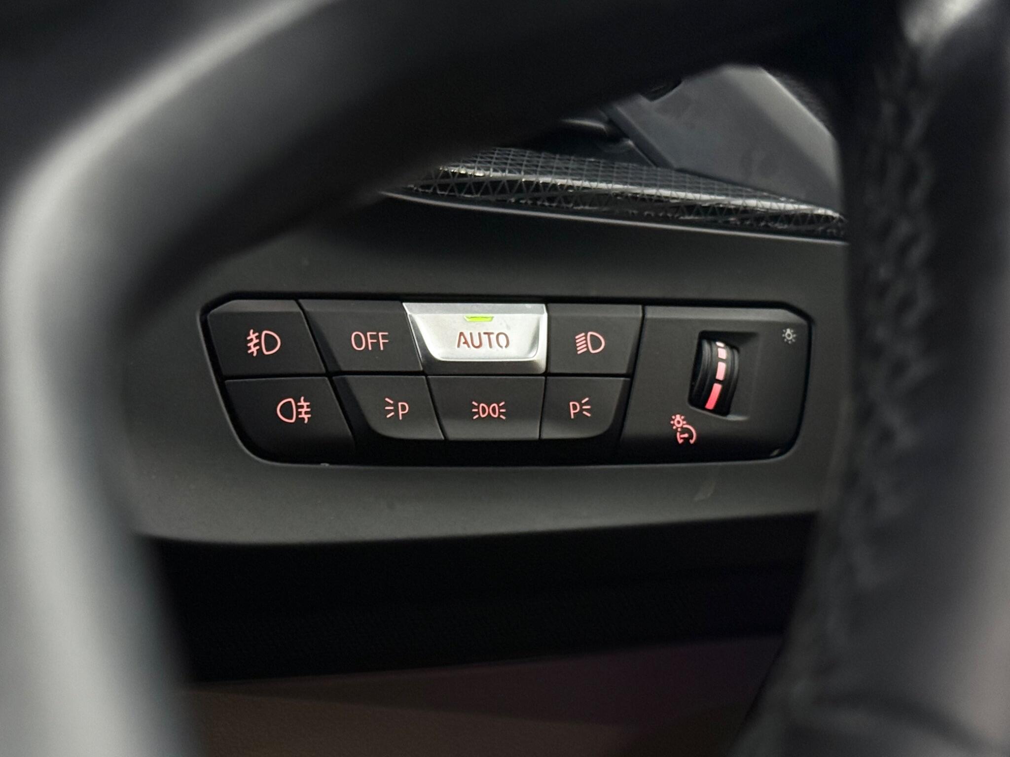 BMW 2 Series view 16