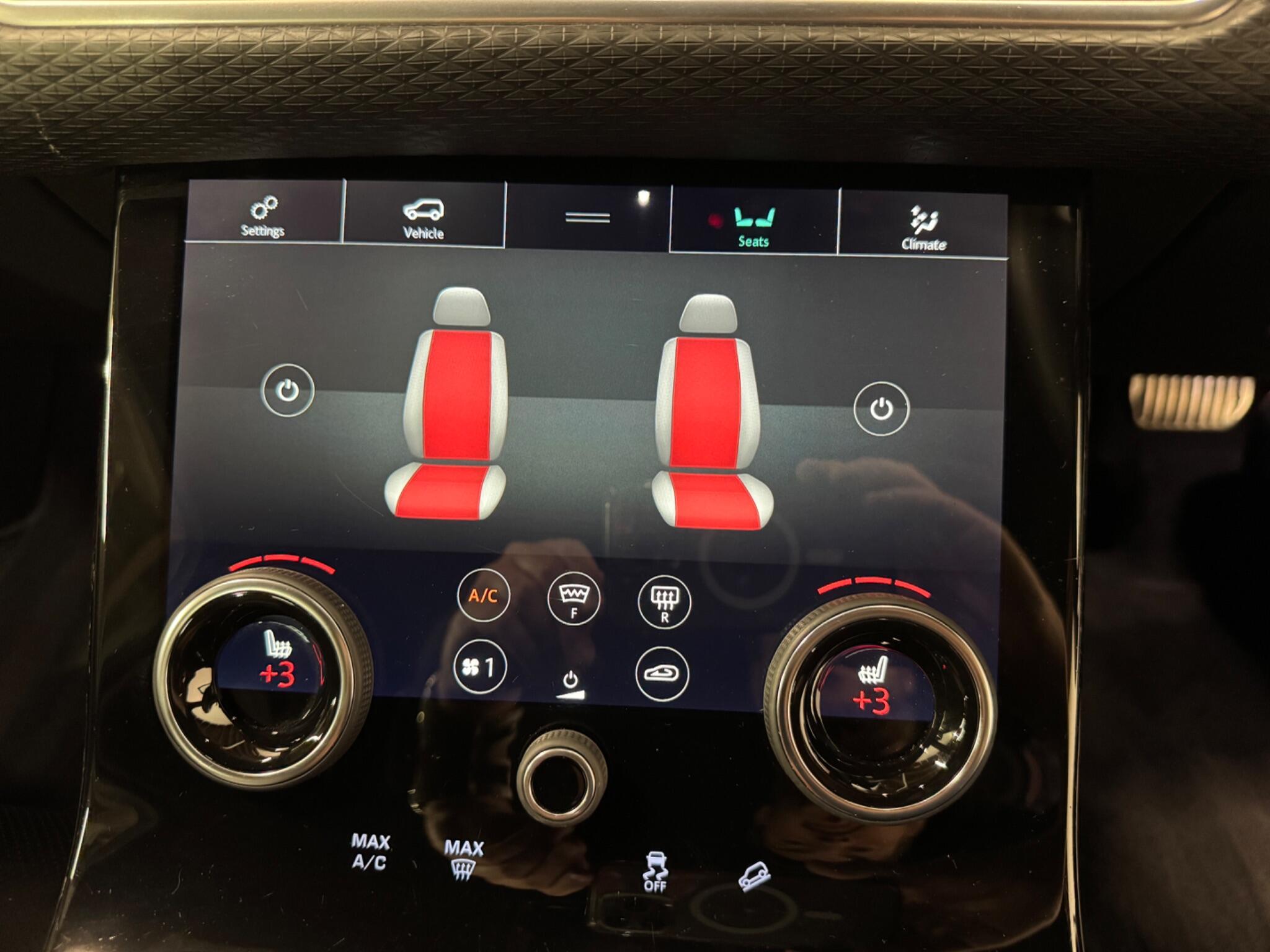 Land Rover Range Rover Velar view 21