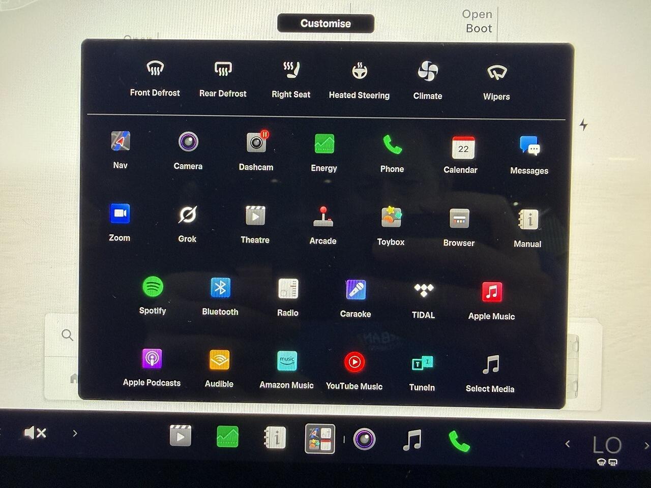 Tesla Model 3 view 21