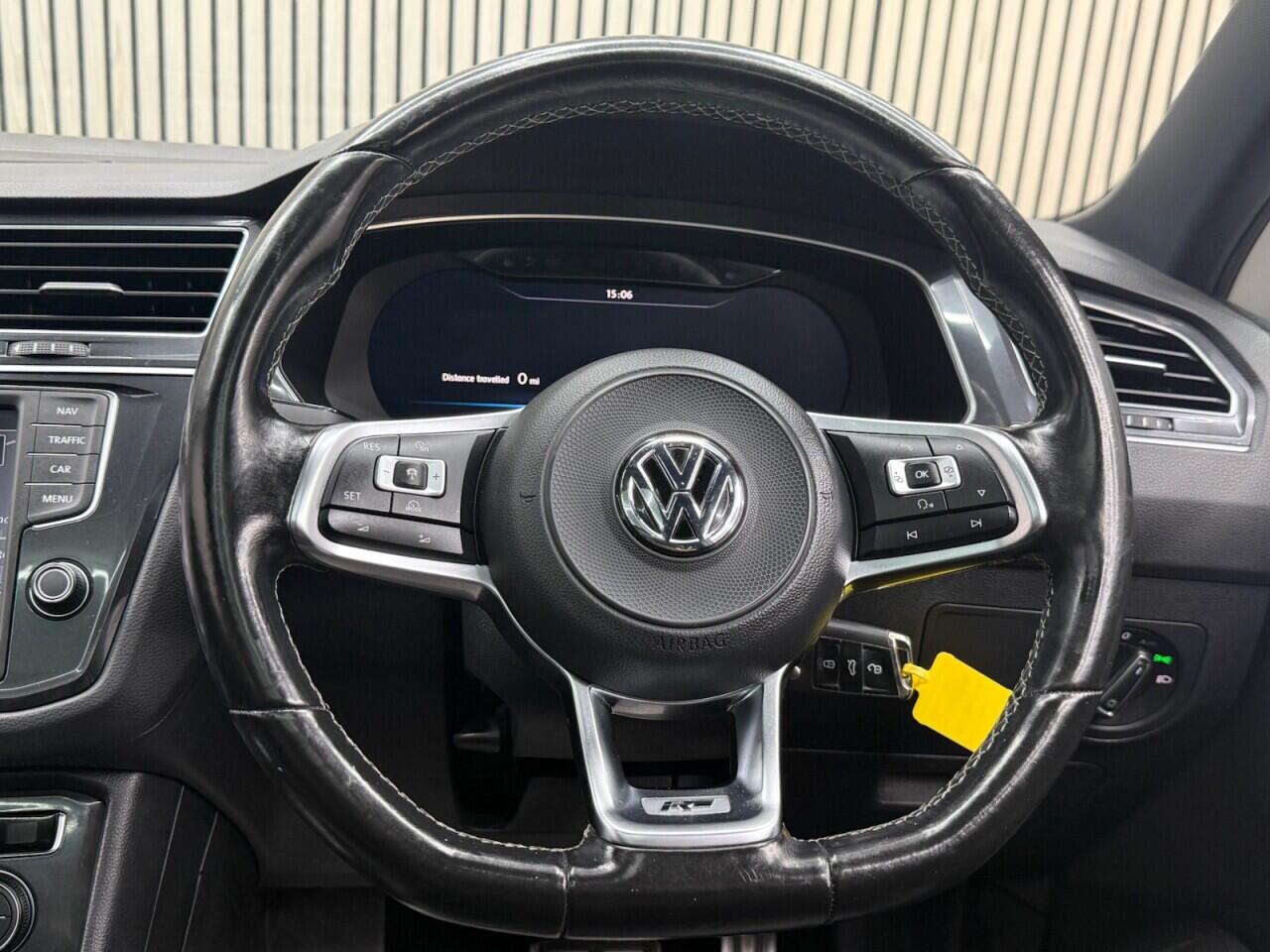 Volkswagen Tiguan view 9
