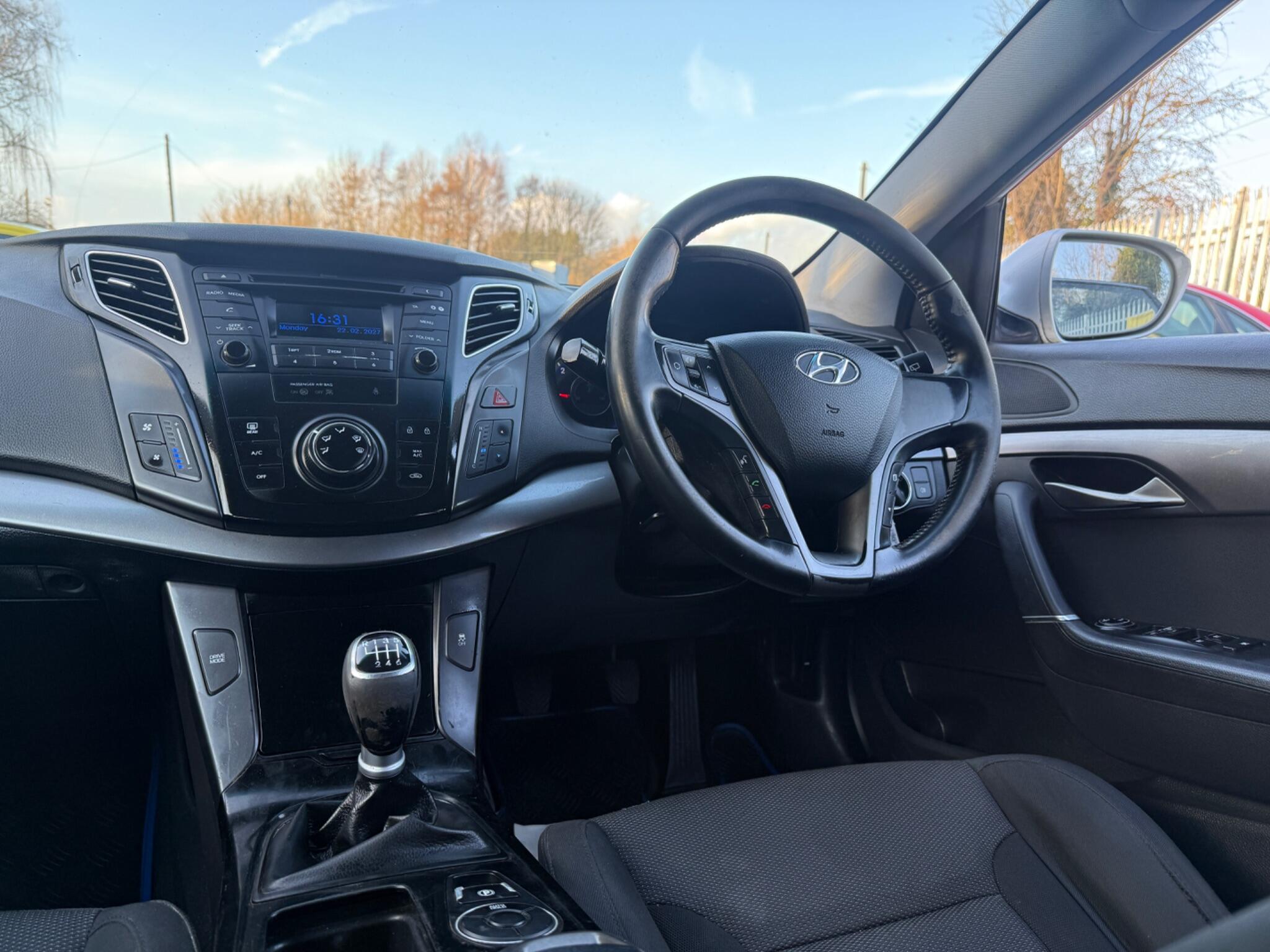 2015 Hyundai i40 image 23