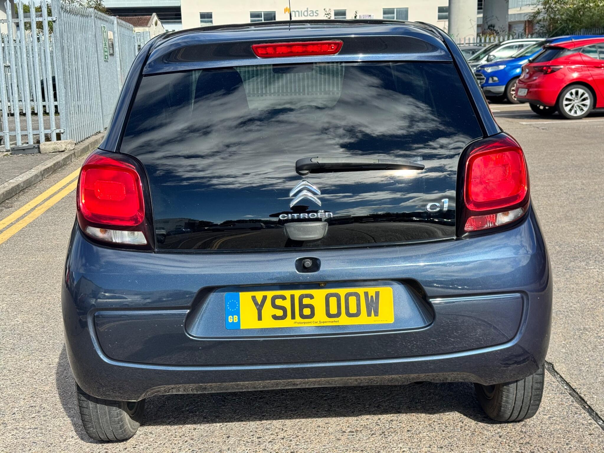Citroen C1 view 11