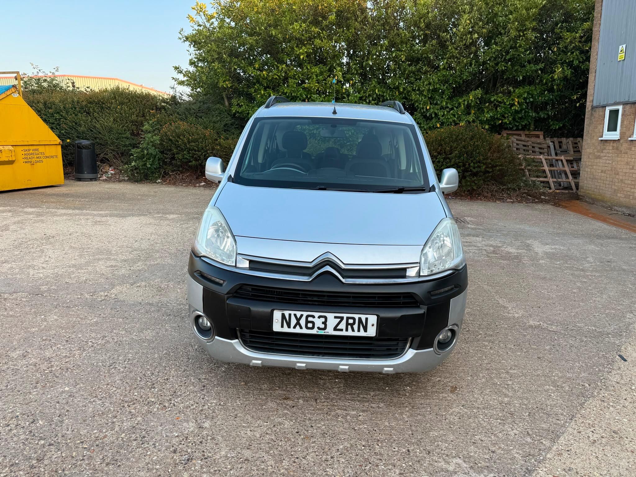 Citroen Berlingo view 4