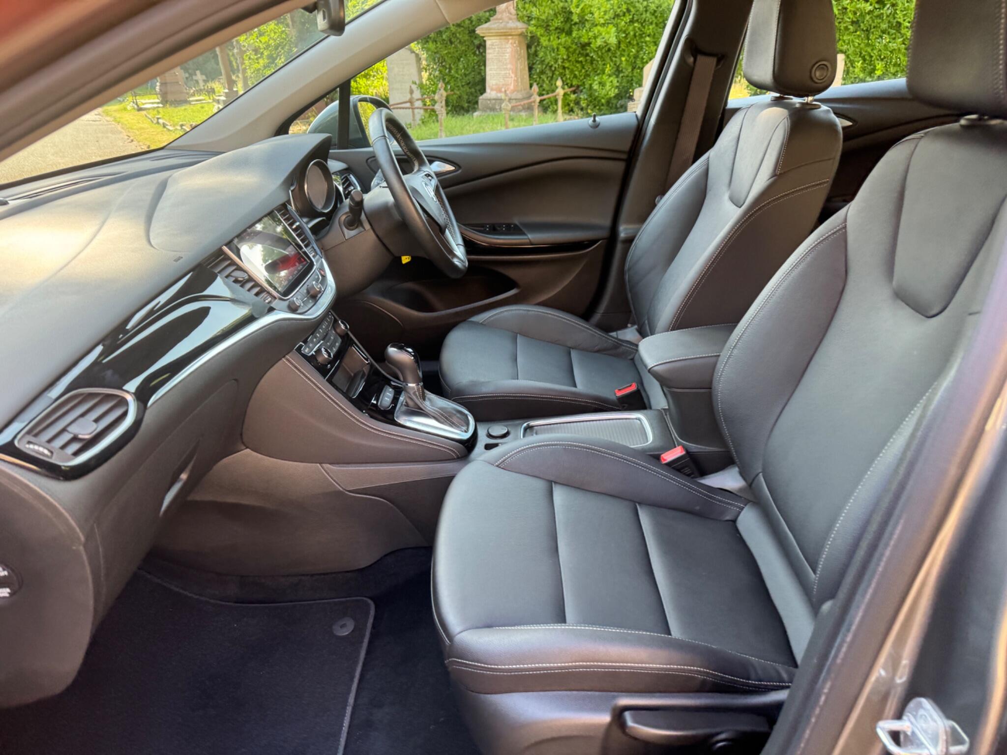 Vauxhall Astra view 57