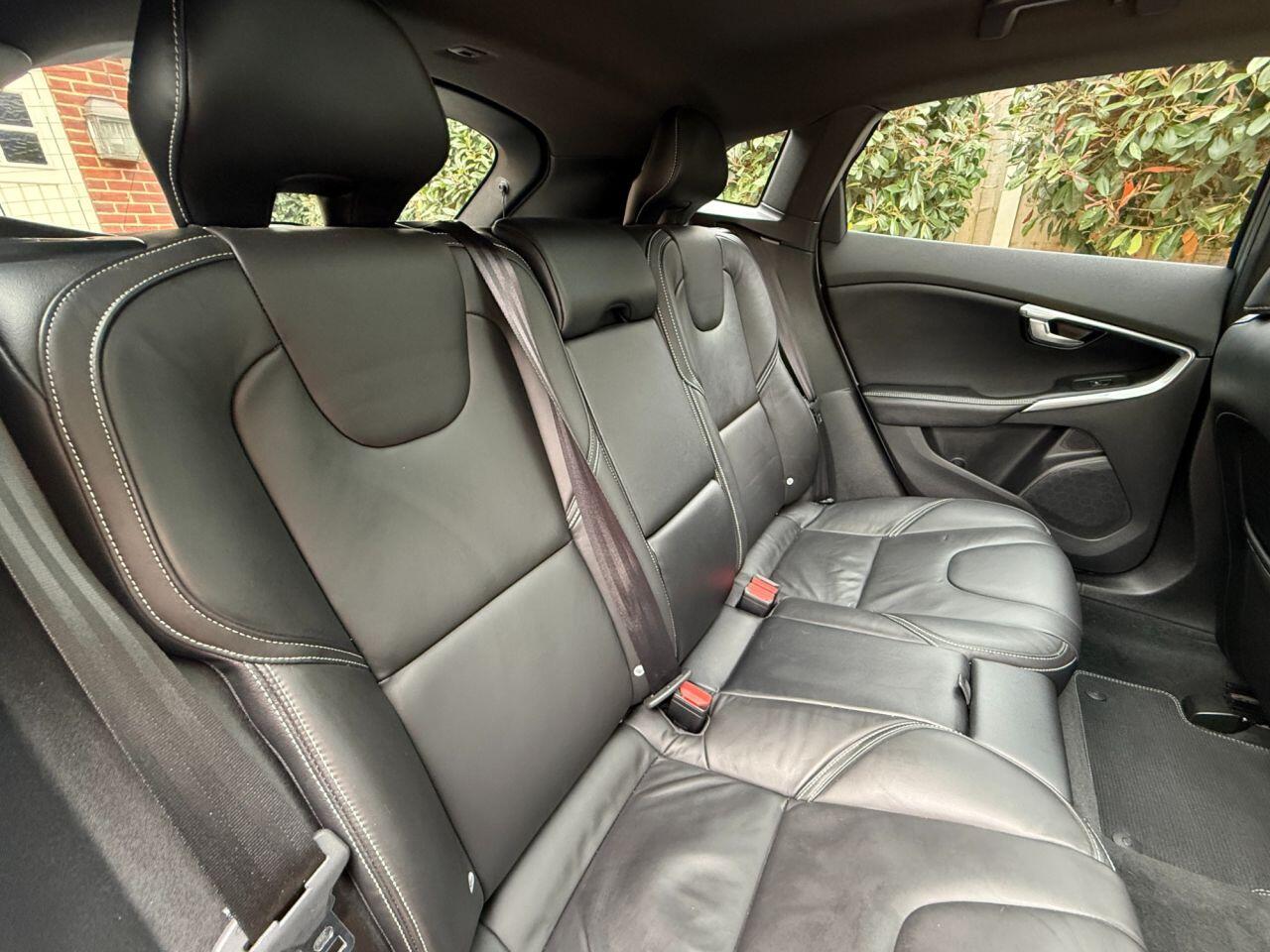 Volvo V40 view 35
