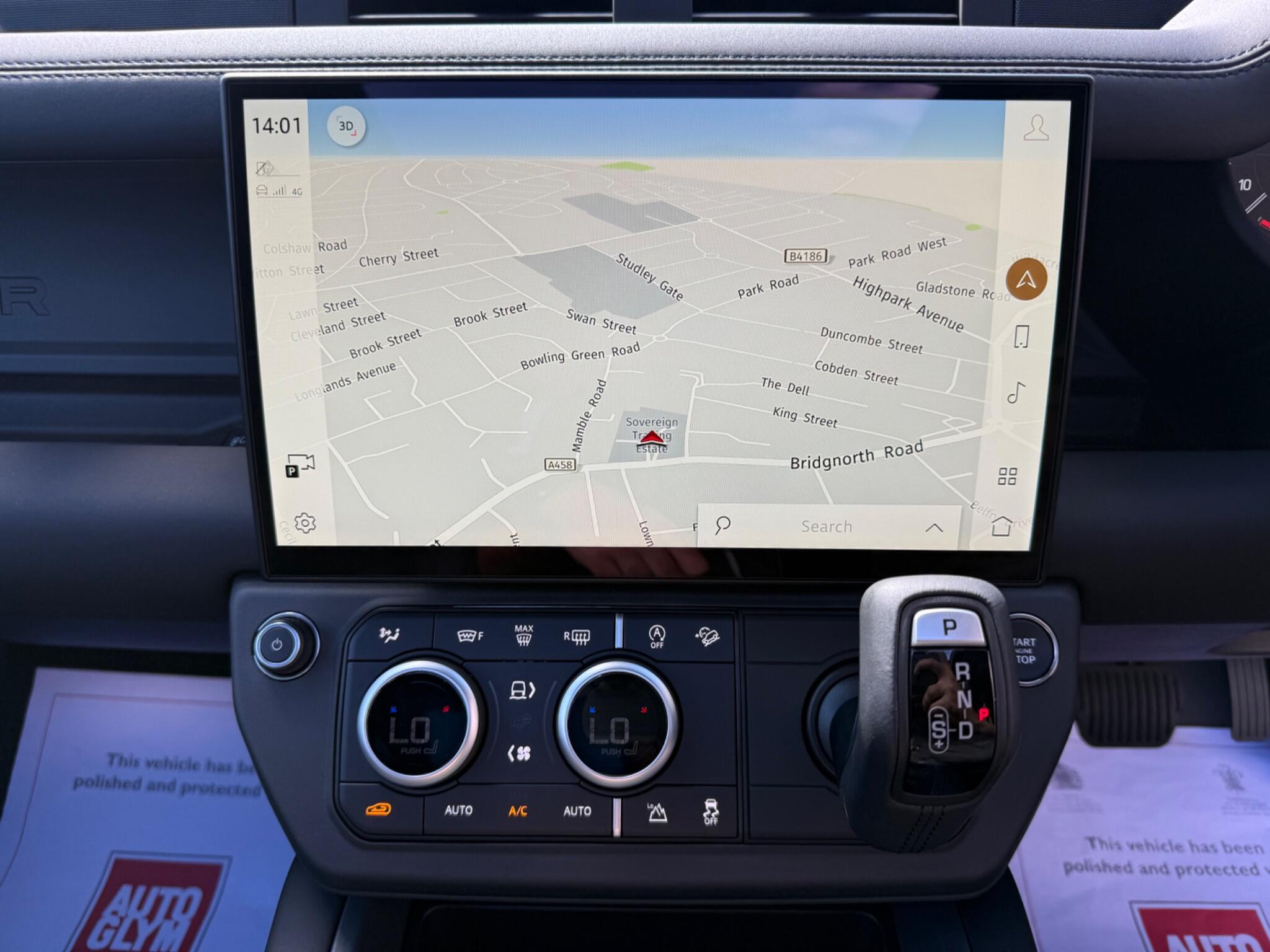 Land Rover Defender view 11
