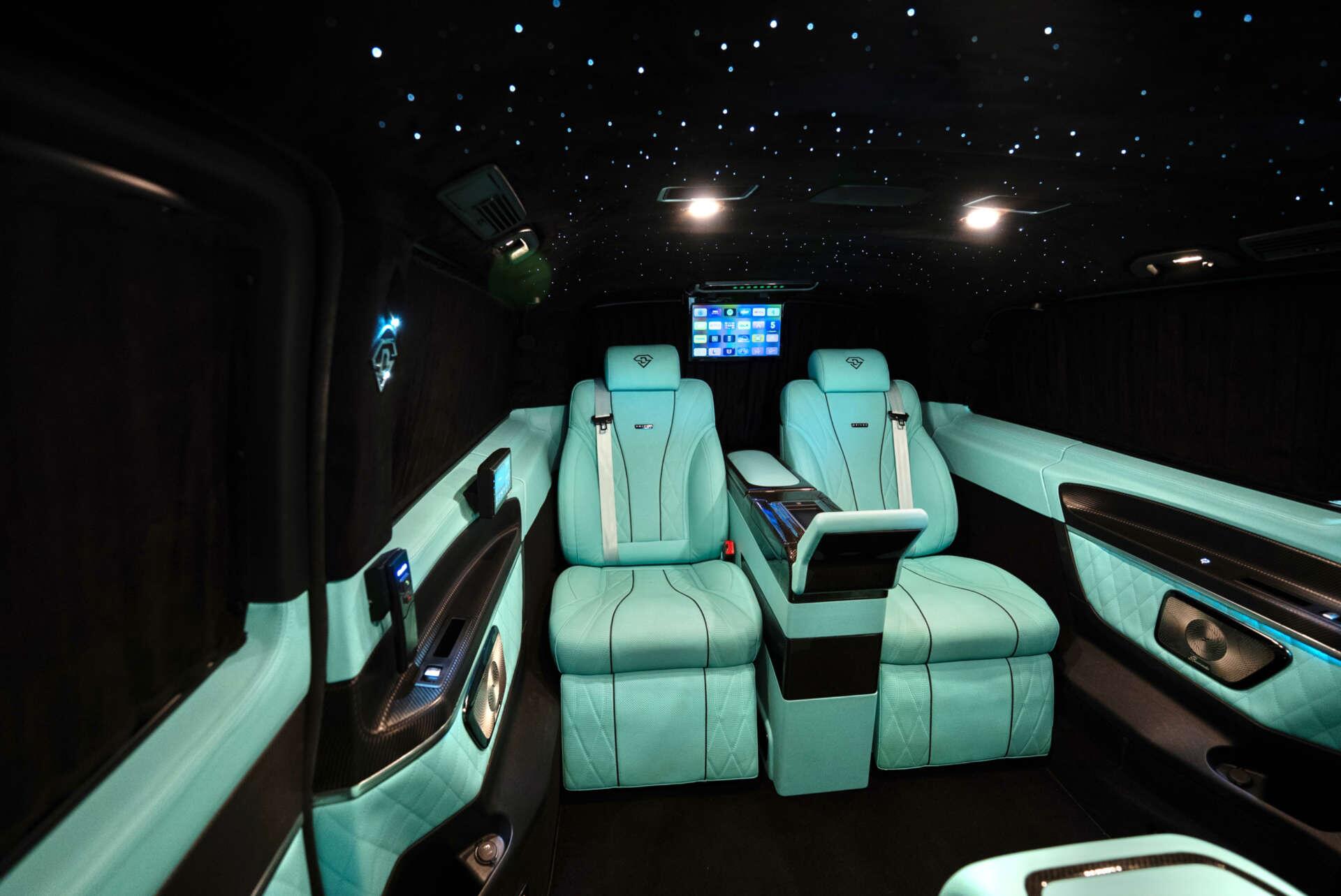 Mercedes-Benz V Class view 31