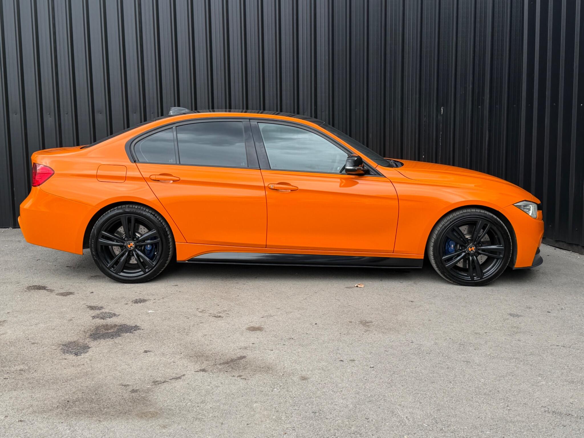 BMW 3 Series view 8