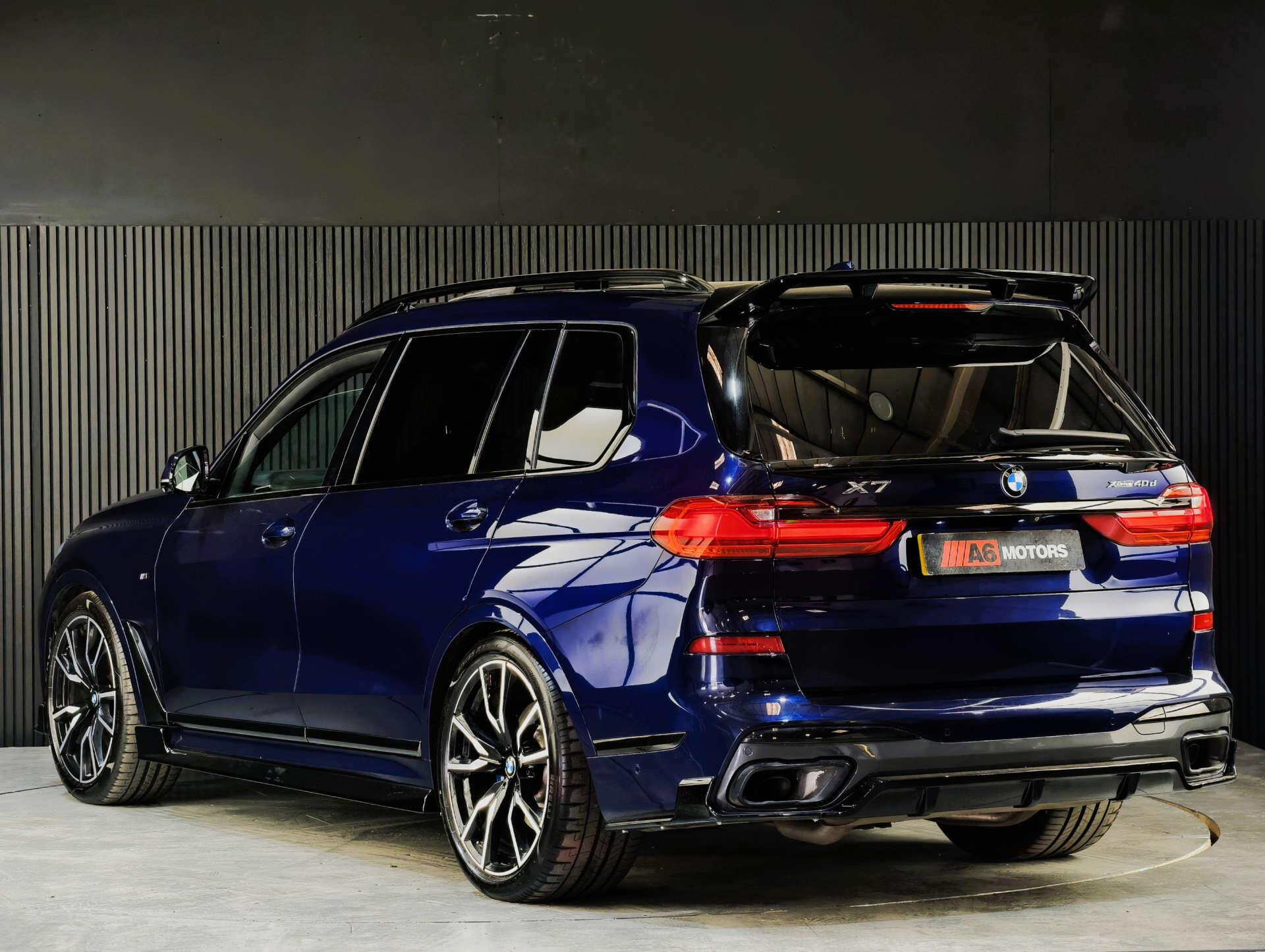 BMW X7 view 14