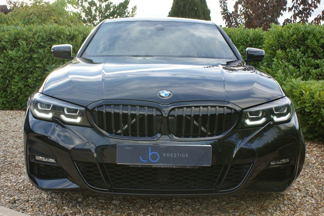 BMW 3 Series view 5