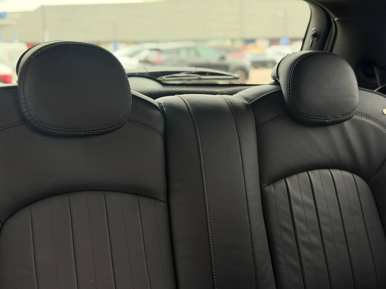 Mini Cooper view 15