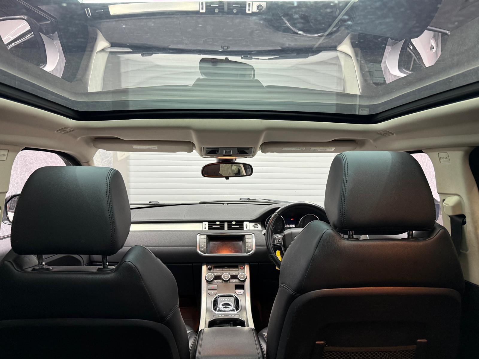 Land Rover Range Rover Evoque view 19