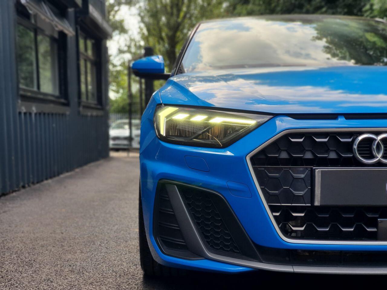 Audi A1 view 13