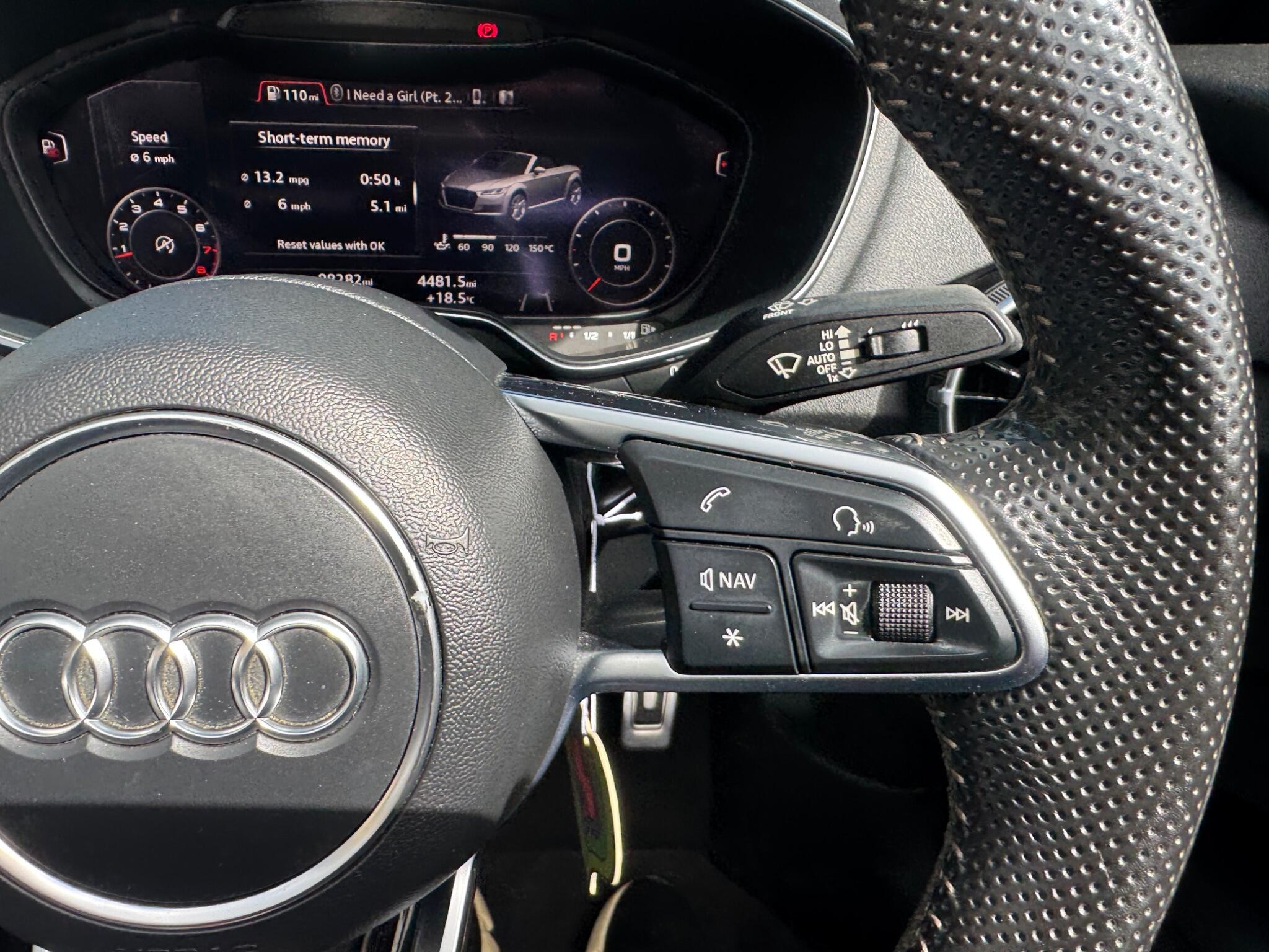 Audi TT view 76