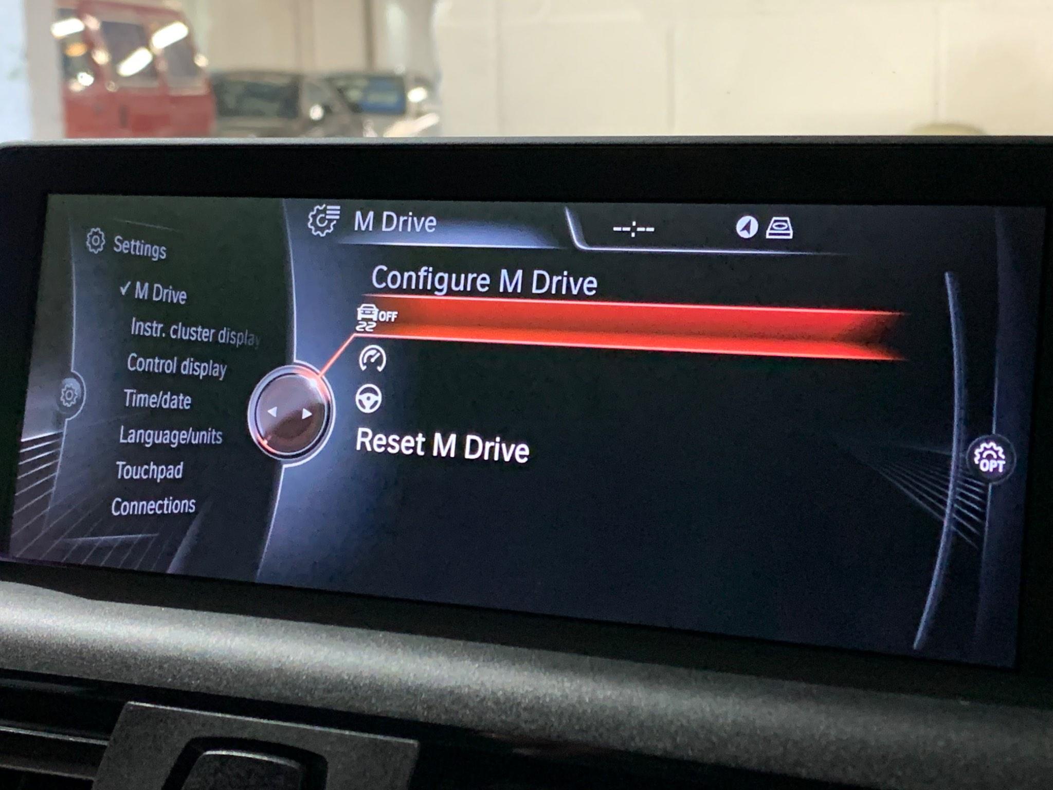 BMW 1 Series view 22