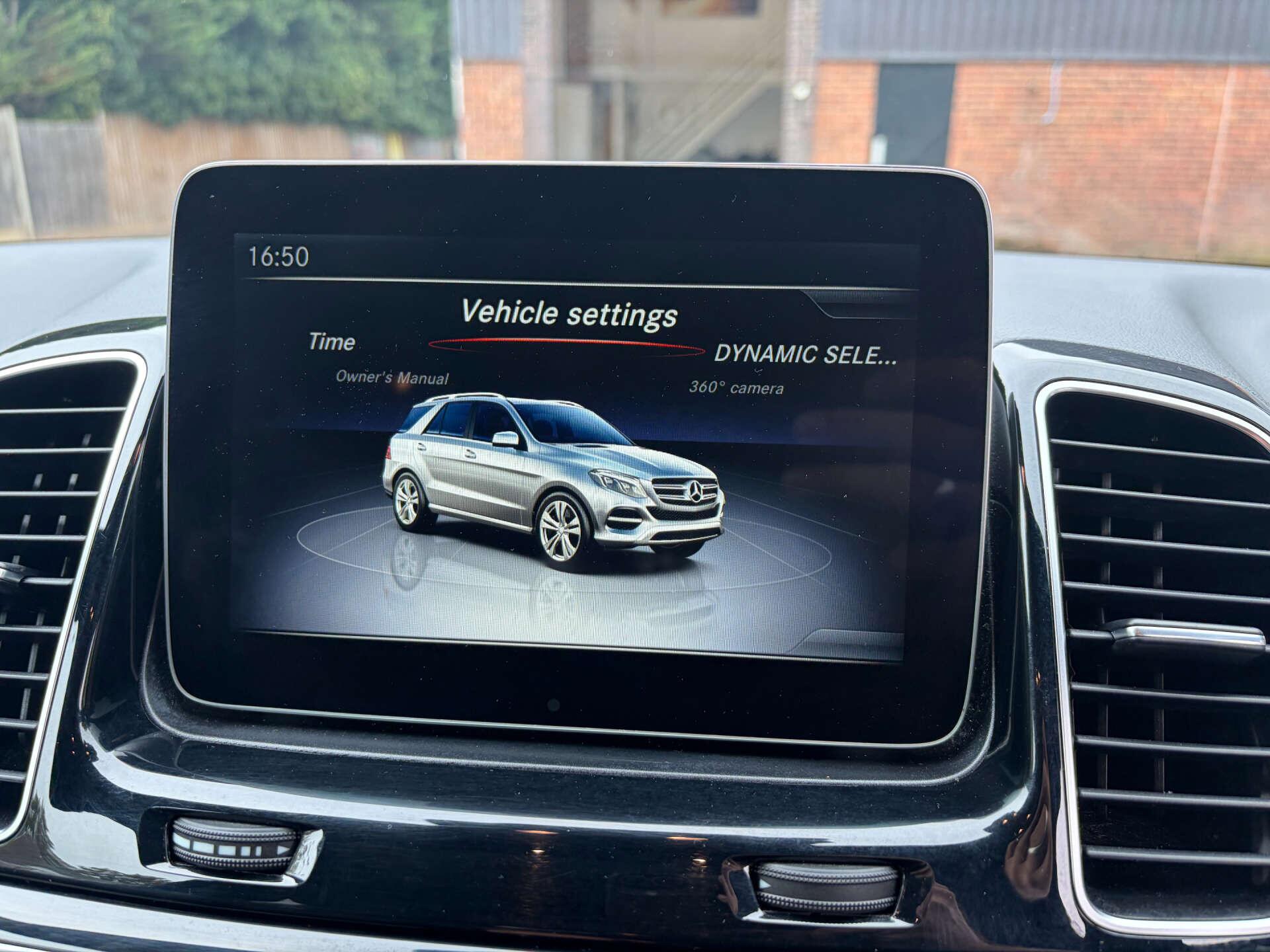 Mercedes-Benz Gle view 44