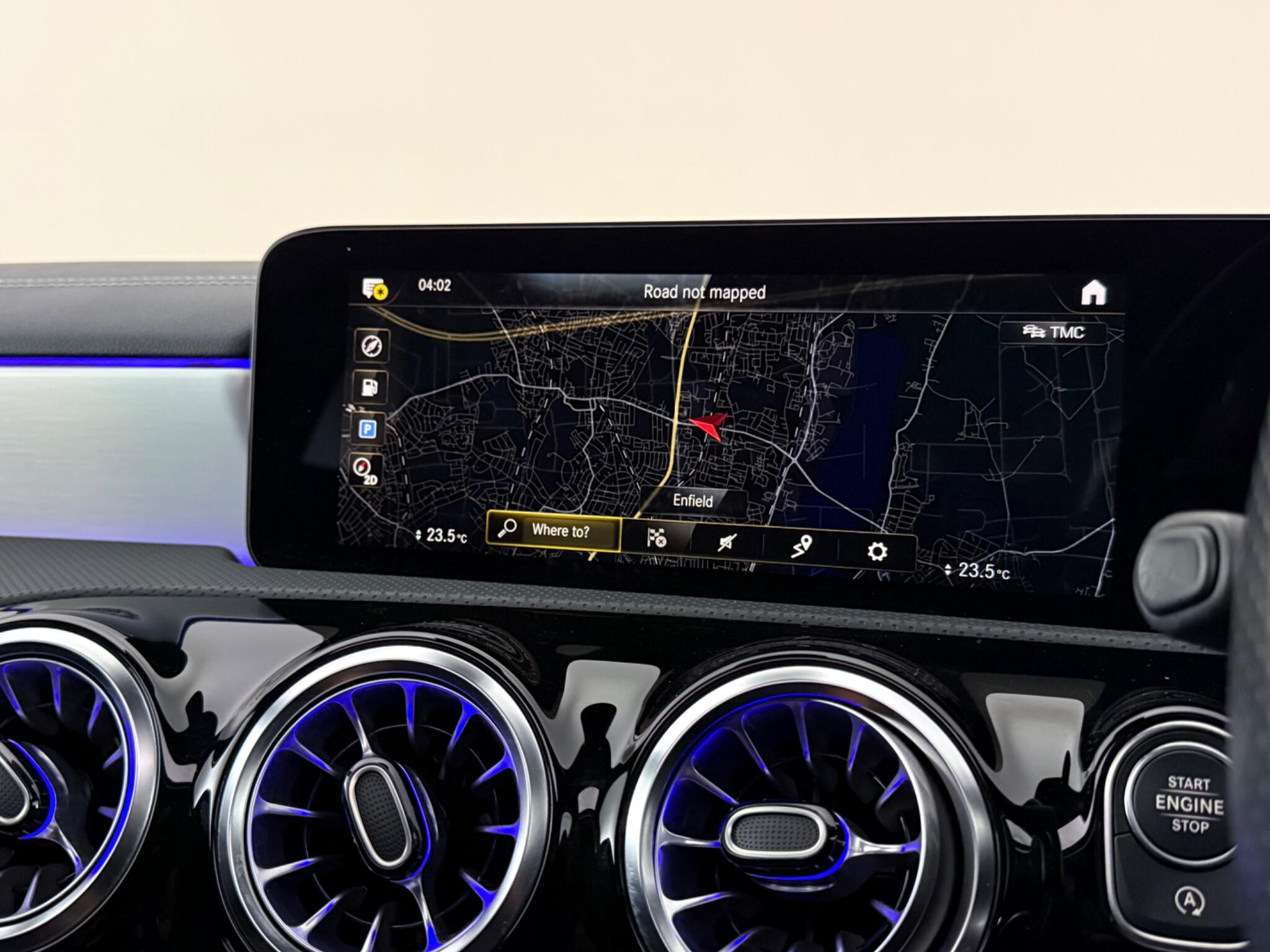 Mercedes-Benz Cla view 27