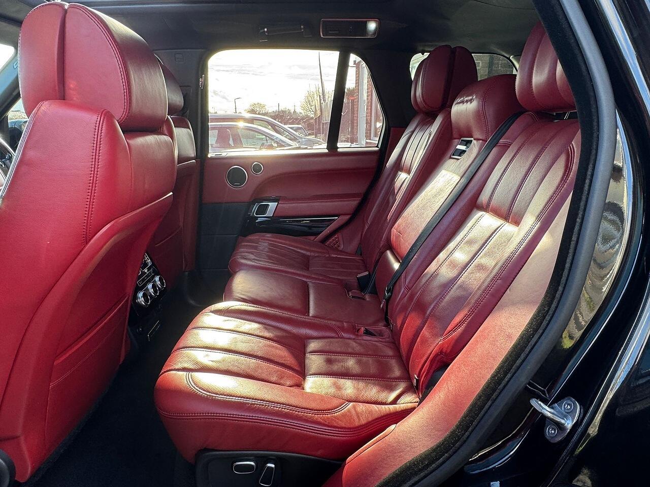 Land Rover Range Rover view 34