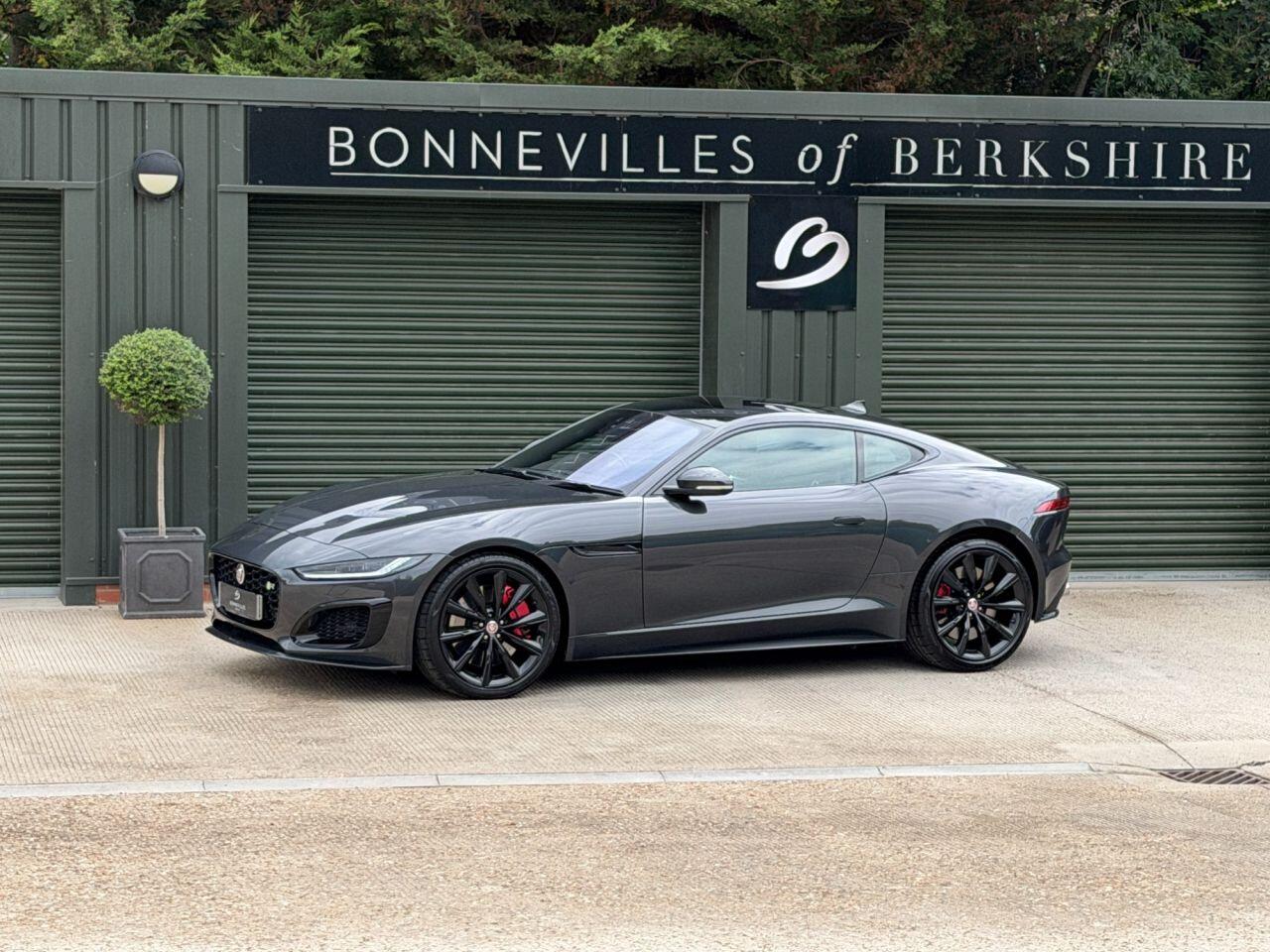 Jaguar F-Type view 6