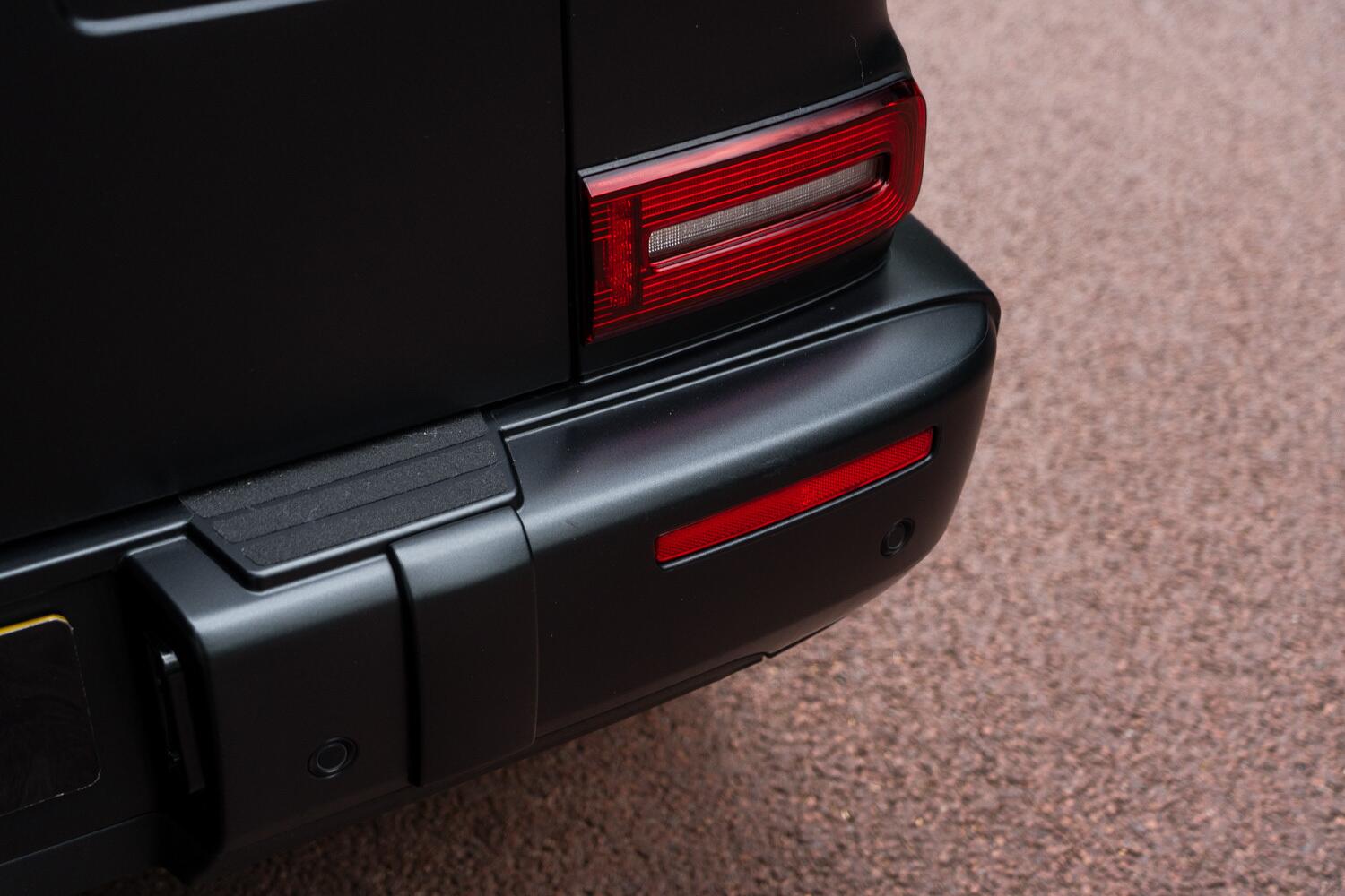 Mercedes-Benz G Class view 24