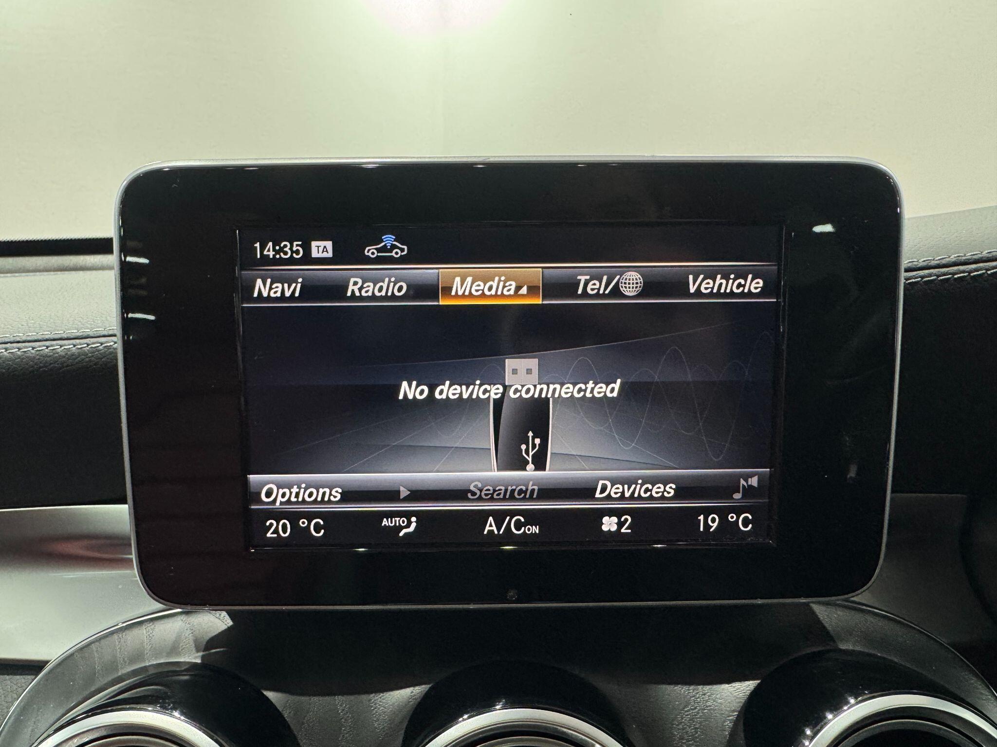 Mercedes-Benz GLC view 44