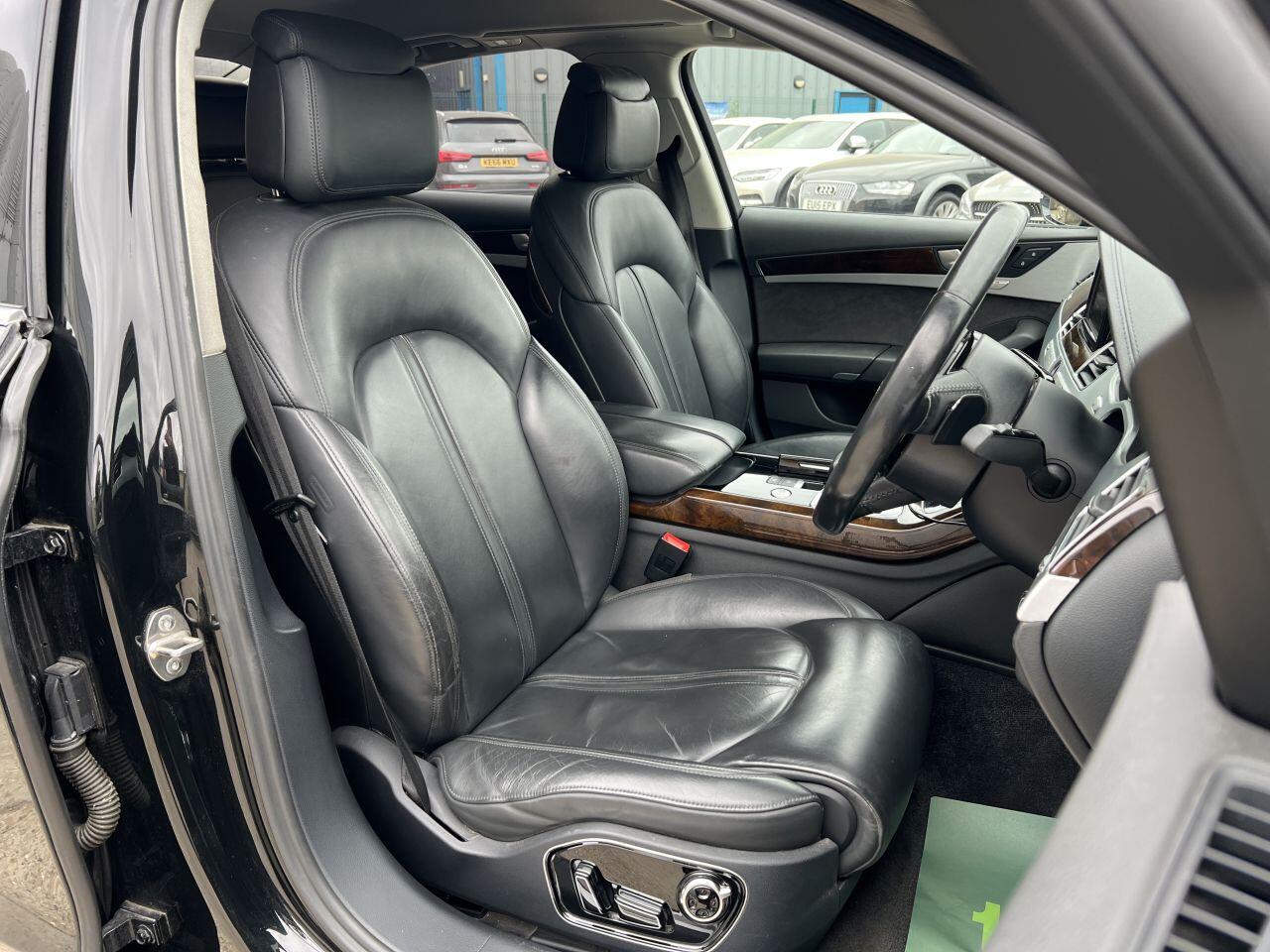 Audi A8 view 17