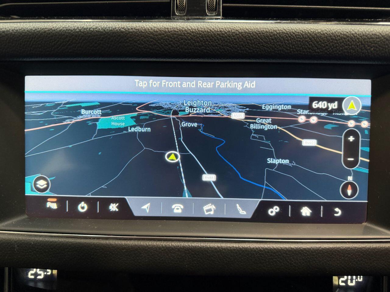 Jaguar XF view 47